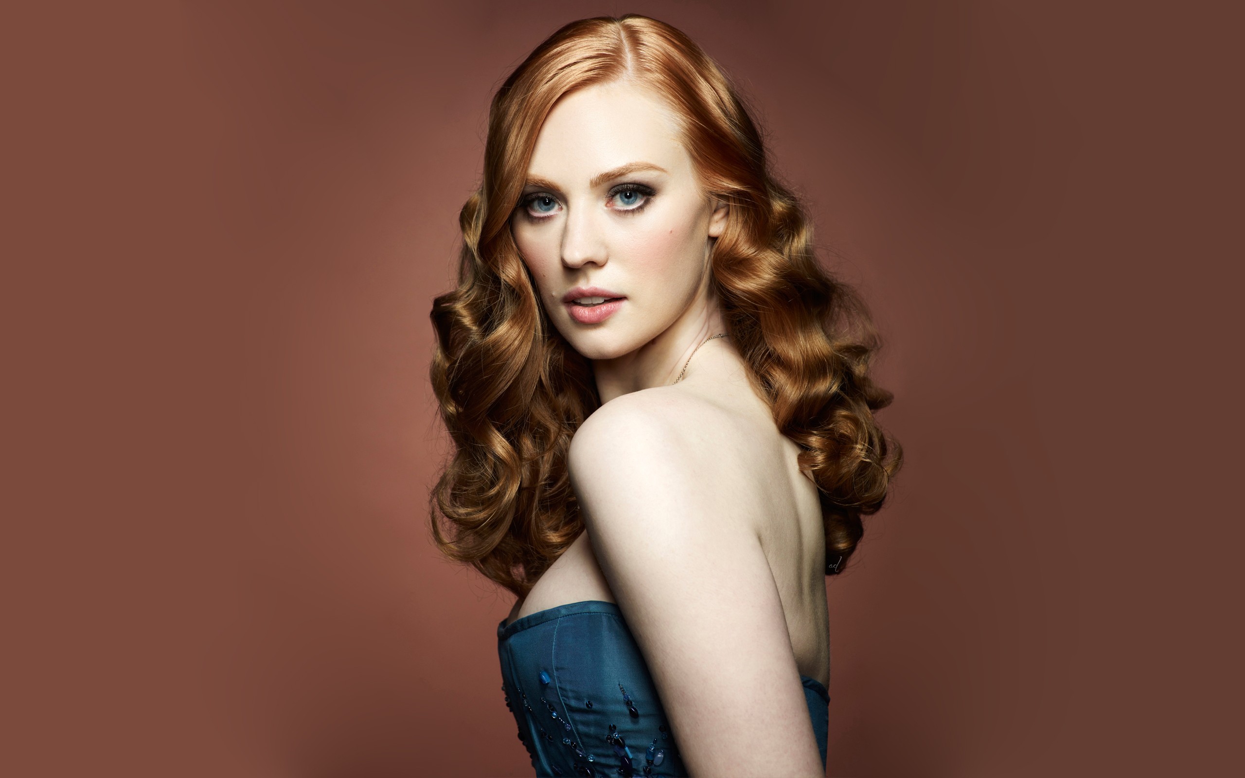 Deborah Ann Woll Redhead Actress Red Background Women 2560x1600