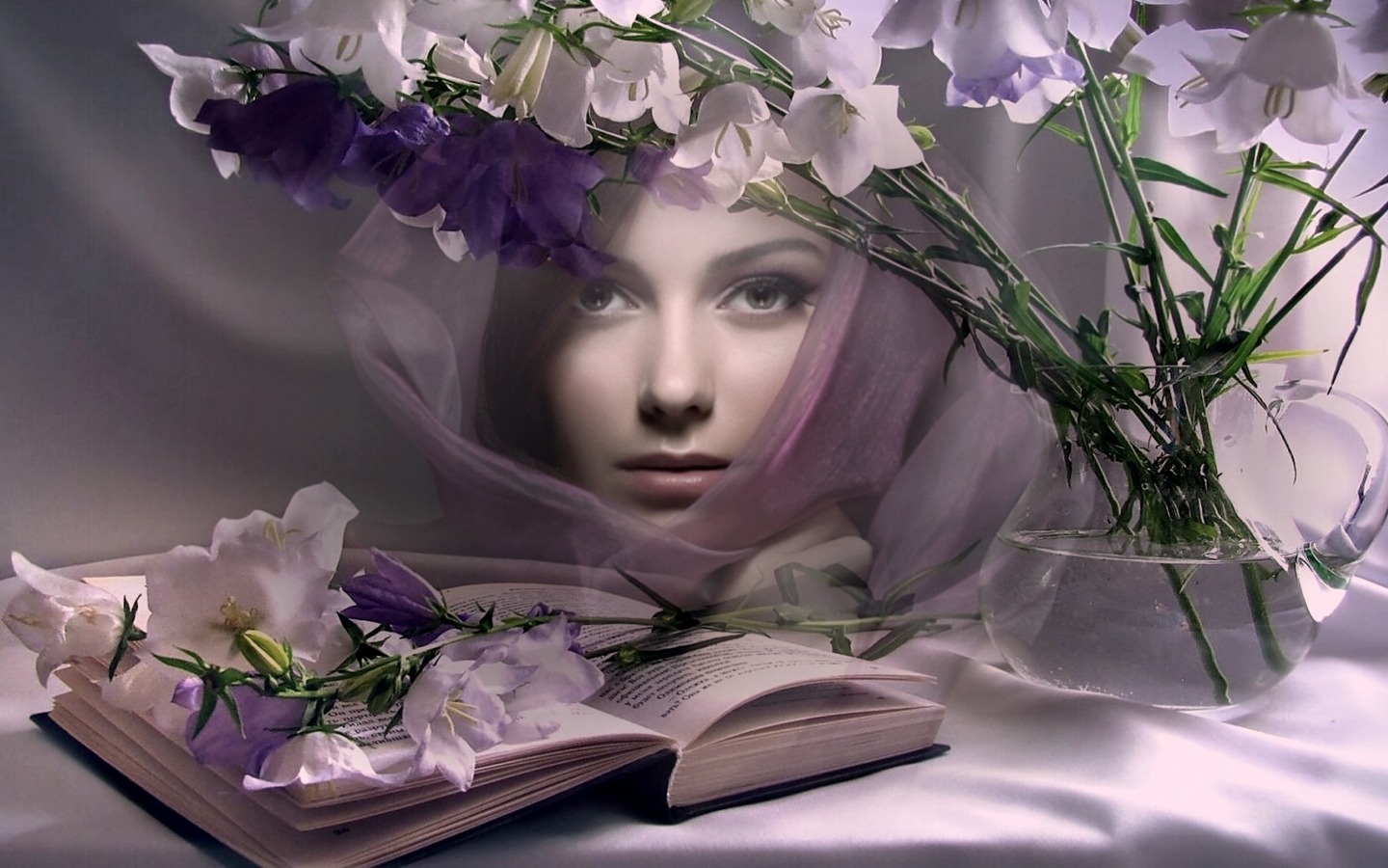 Woman Flower Book 1440x900