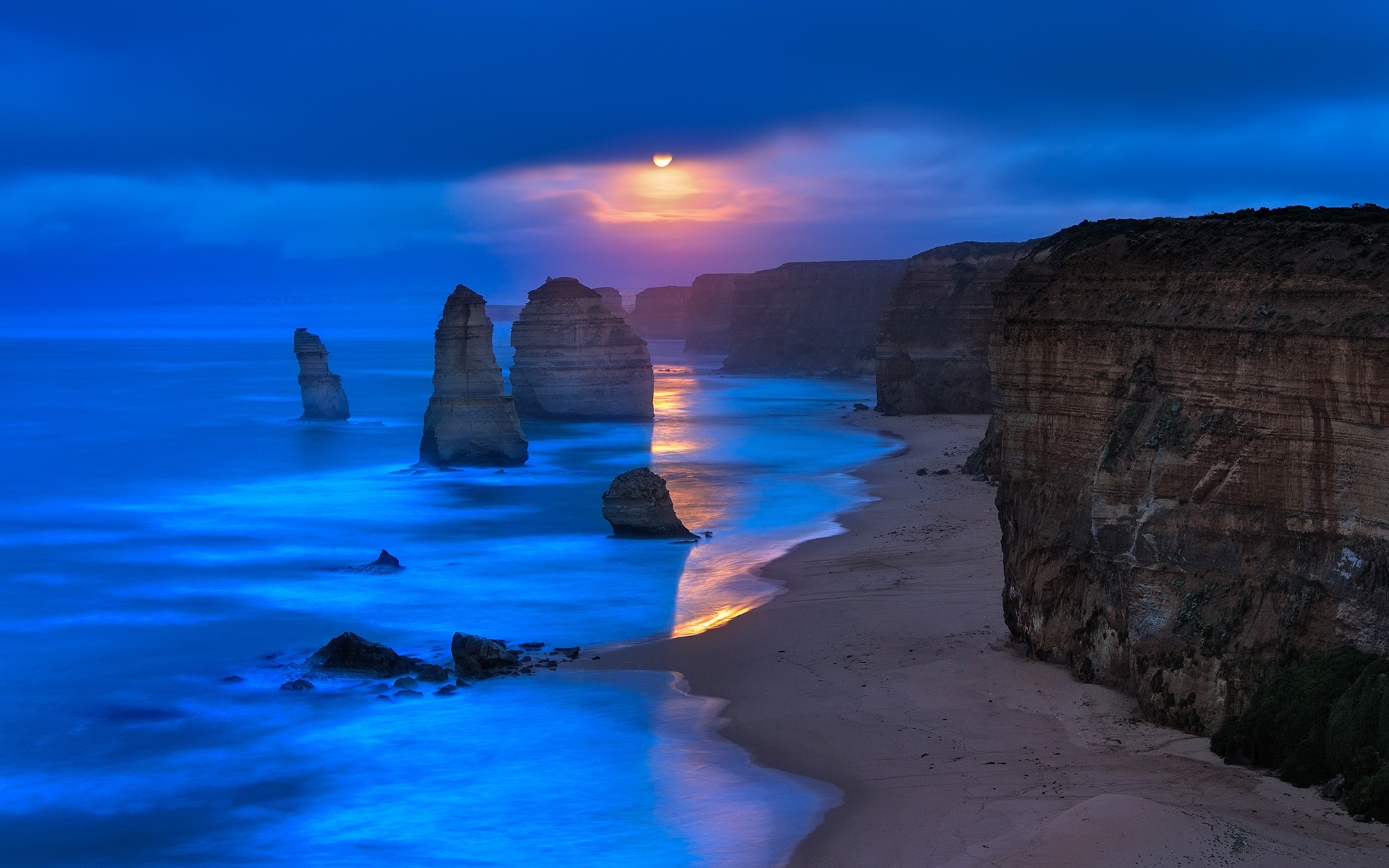 Nature Landscape Beach Cliff Sea Coast Twelve Apostles Australia Limestone Rock Sky Clouds 2000x1250