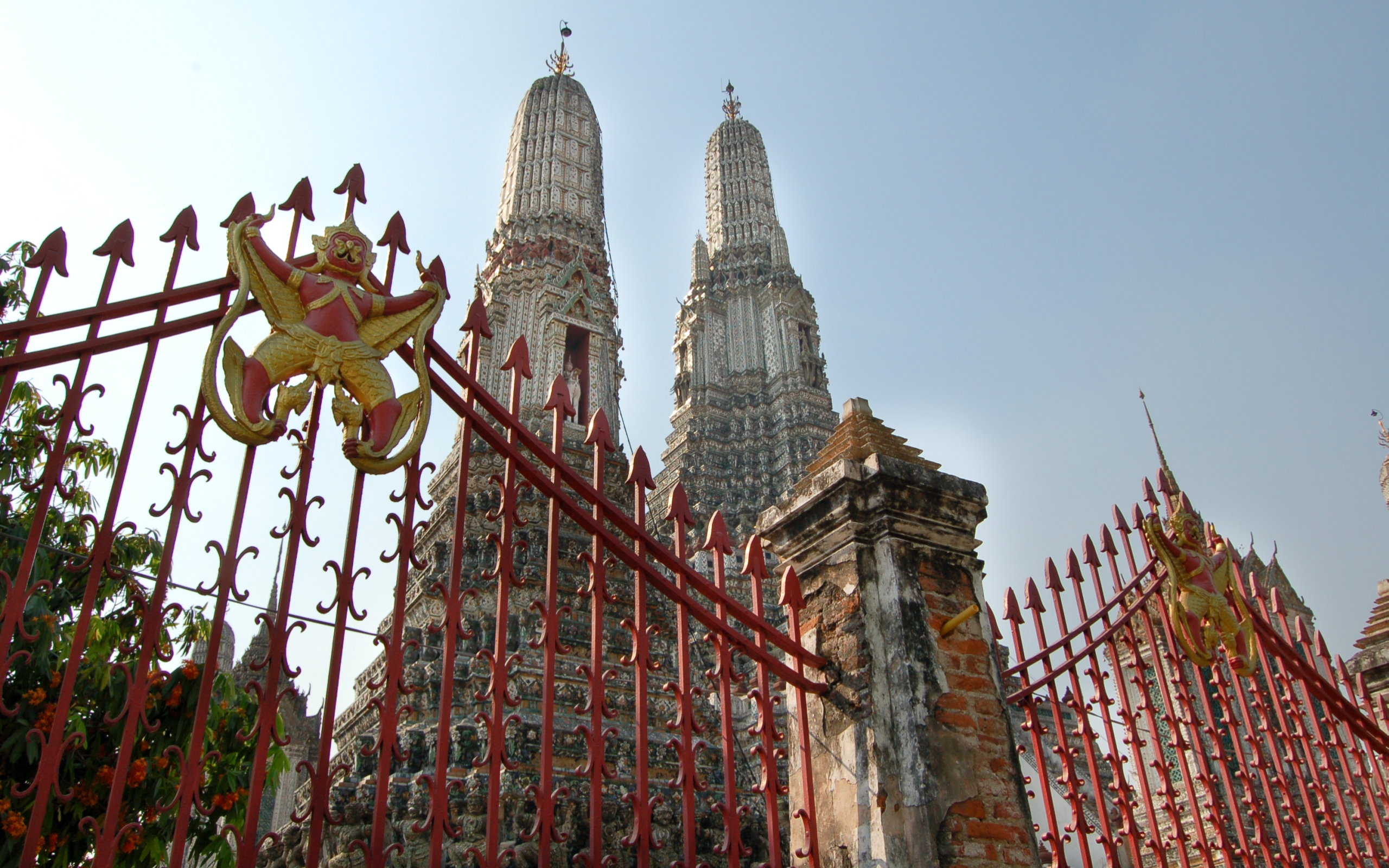 Religious Wat Arun Temple 2560x1600