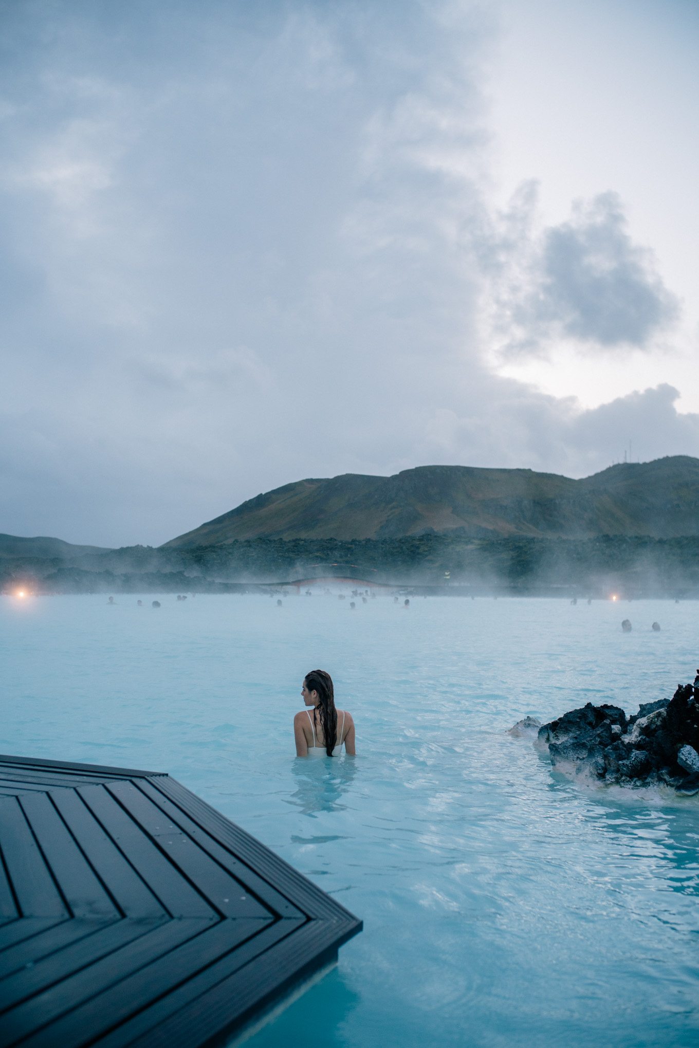 Nature Landscape Women Rear View Long Hair Iceland Portrait Display Water Mountains Spa Julia Engel  1360x2039