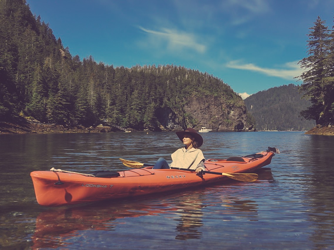 Nathalie Kelley Model Actress Women Outdoors Hat Canoes 1137x853