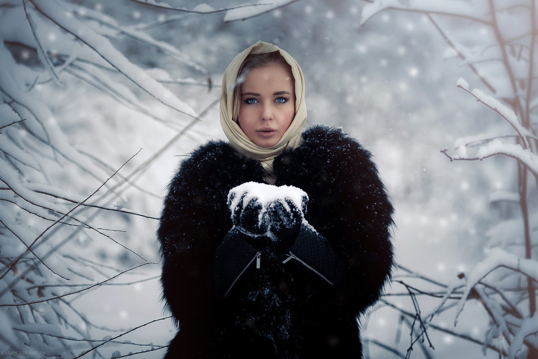 Snow Winter Women Women Outdoors Fur Coats Blue Eyes Looking At Viewer Blonde 500px Karen Abramyan M 1800x1200