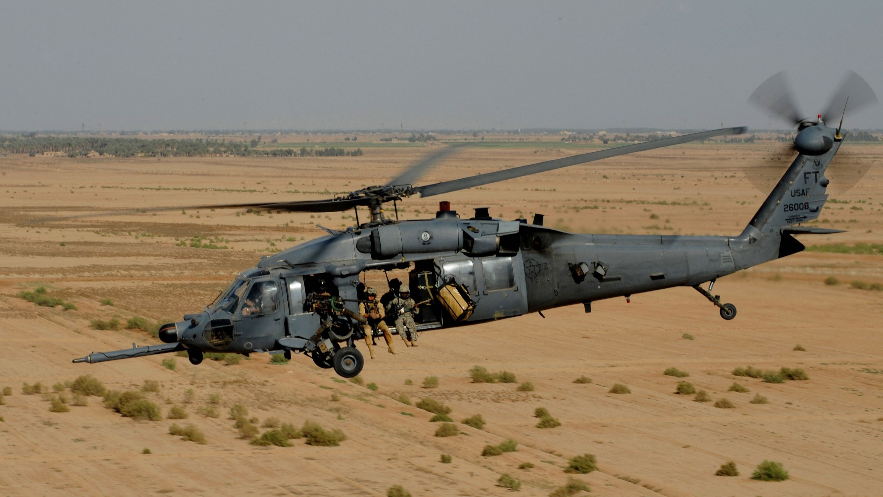 Sikorsky UH 60 Black Hawk Helicopter Aircraft 3700x2084
