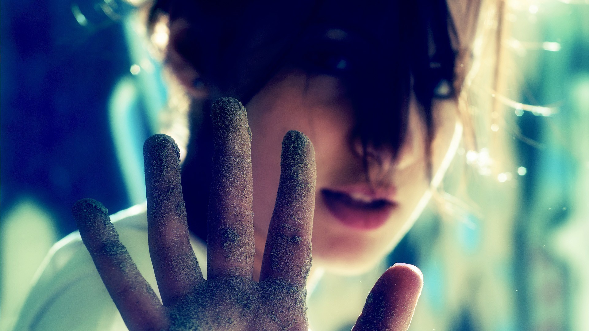 Depth Of Field Hands Women Face Looking At Viewer Sand Covered 1920x1080