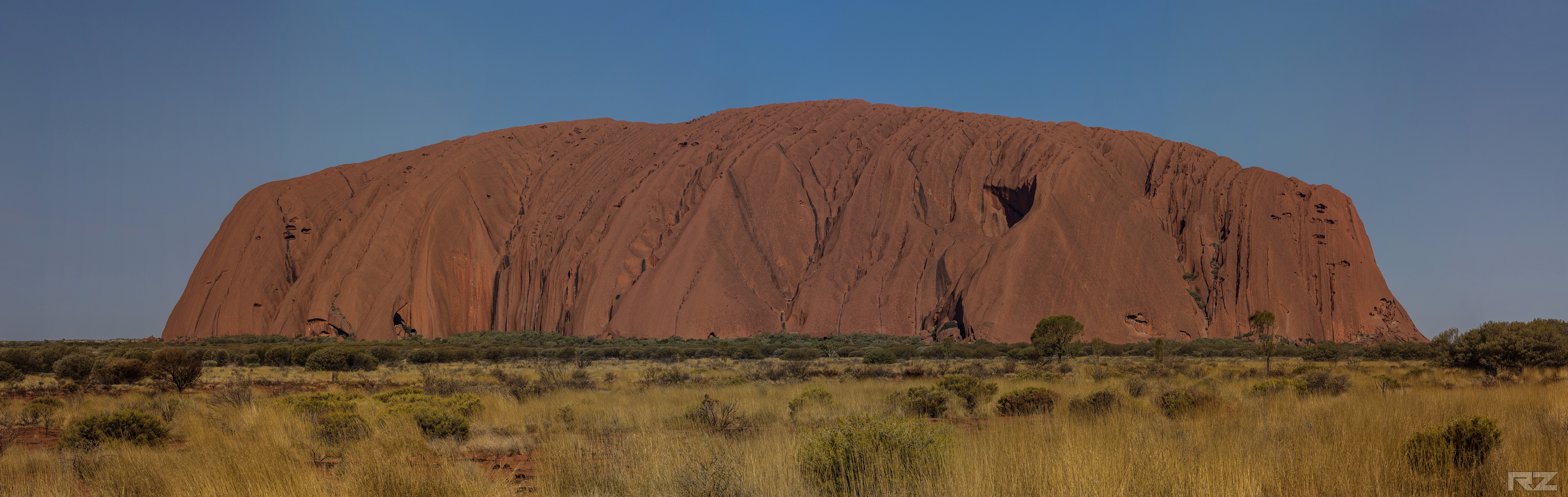 Earth Uluru 10000x3169