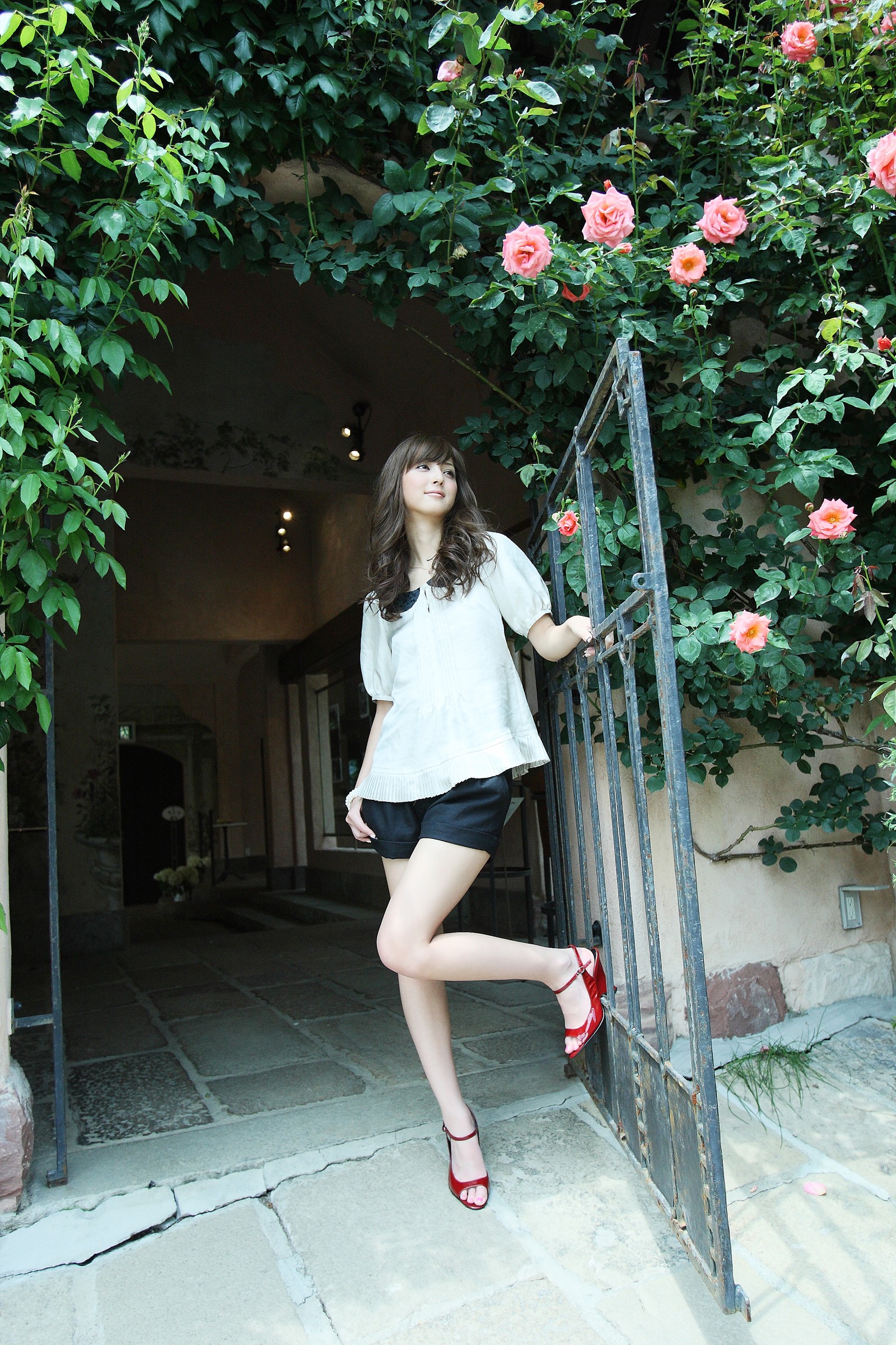 Sasaki Nozomi Model Asian Japanese Women Women Outdoors Rose Brunette 1600x2400