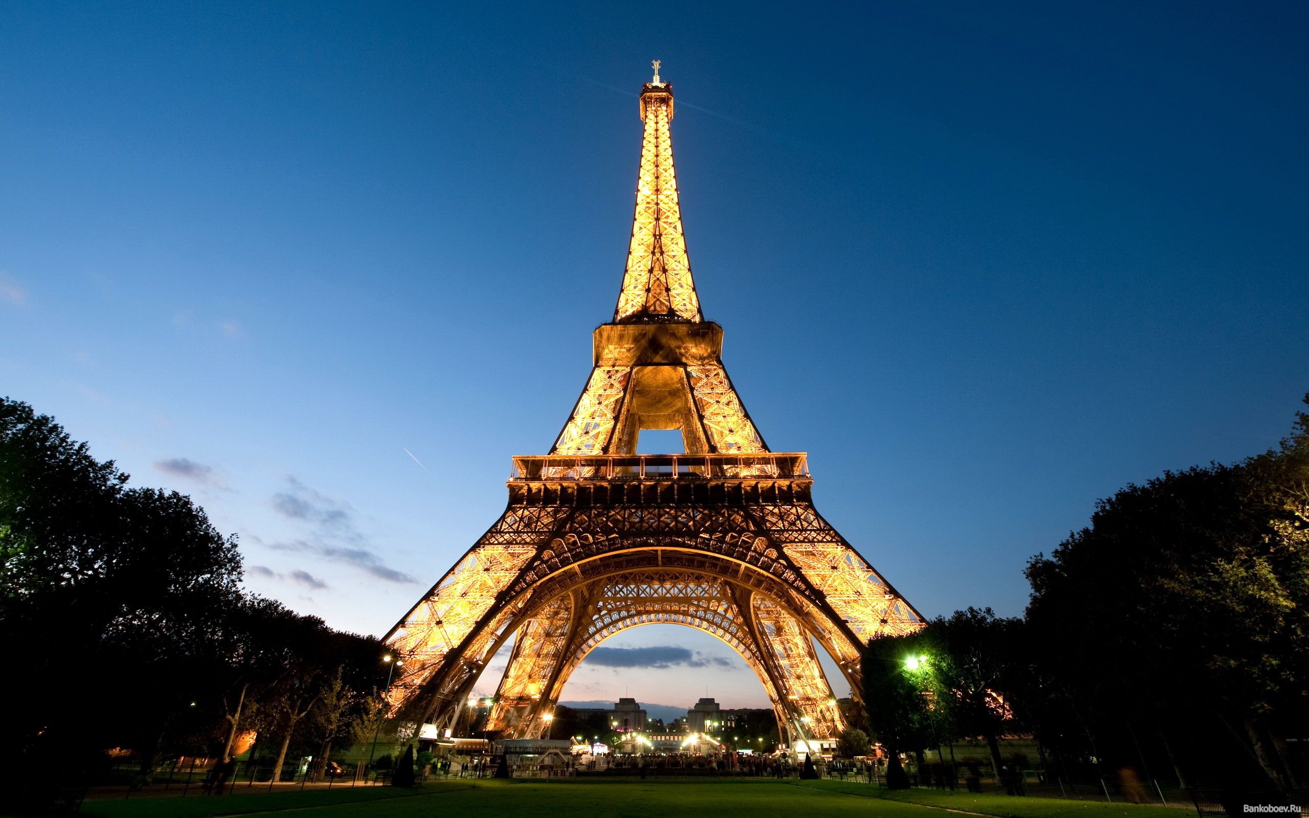 Paris Eiffel Tower France Fisheye Lens 2560x1600