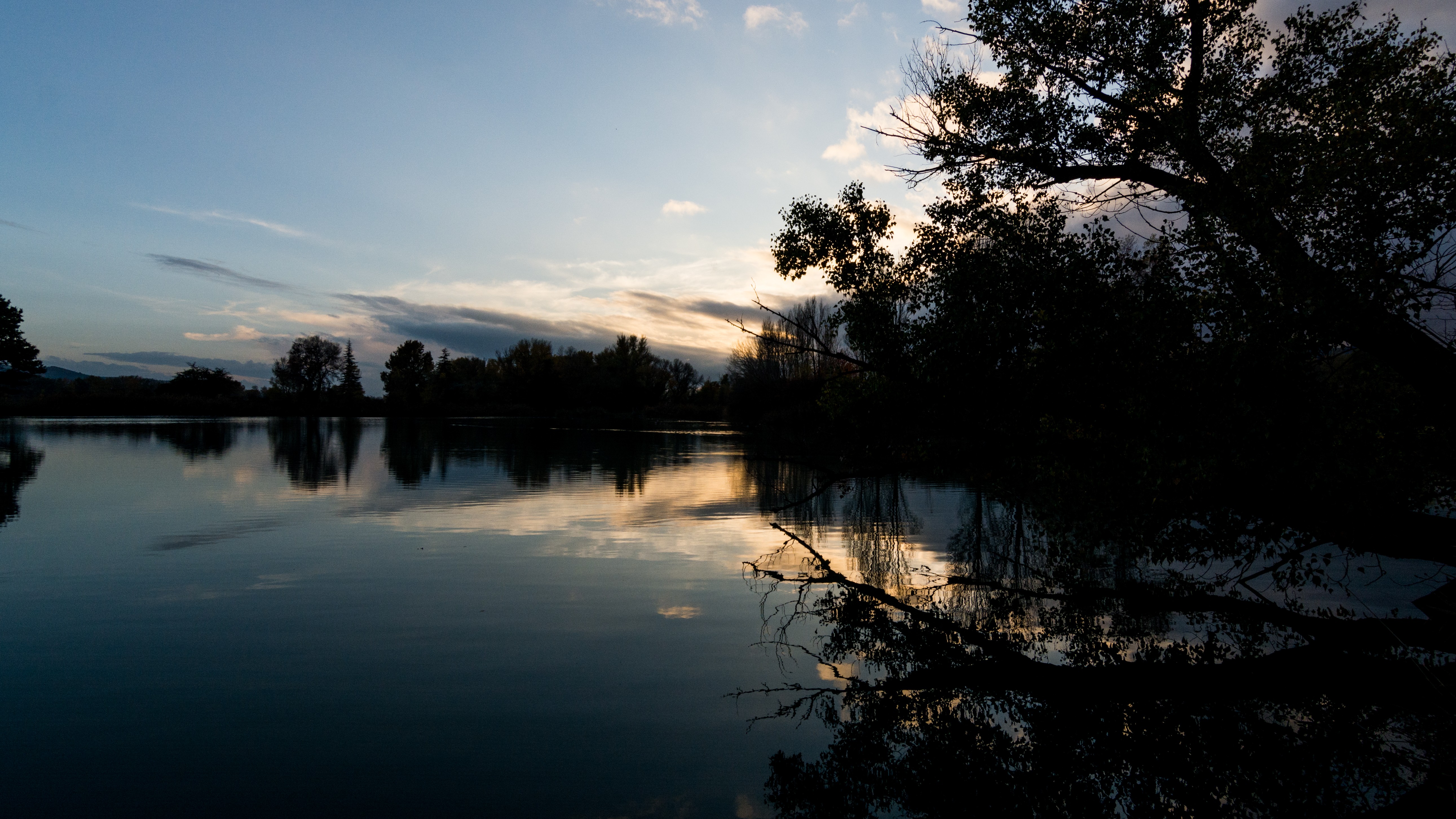 Fall Nature Provence 5164x2905