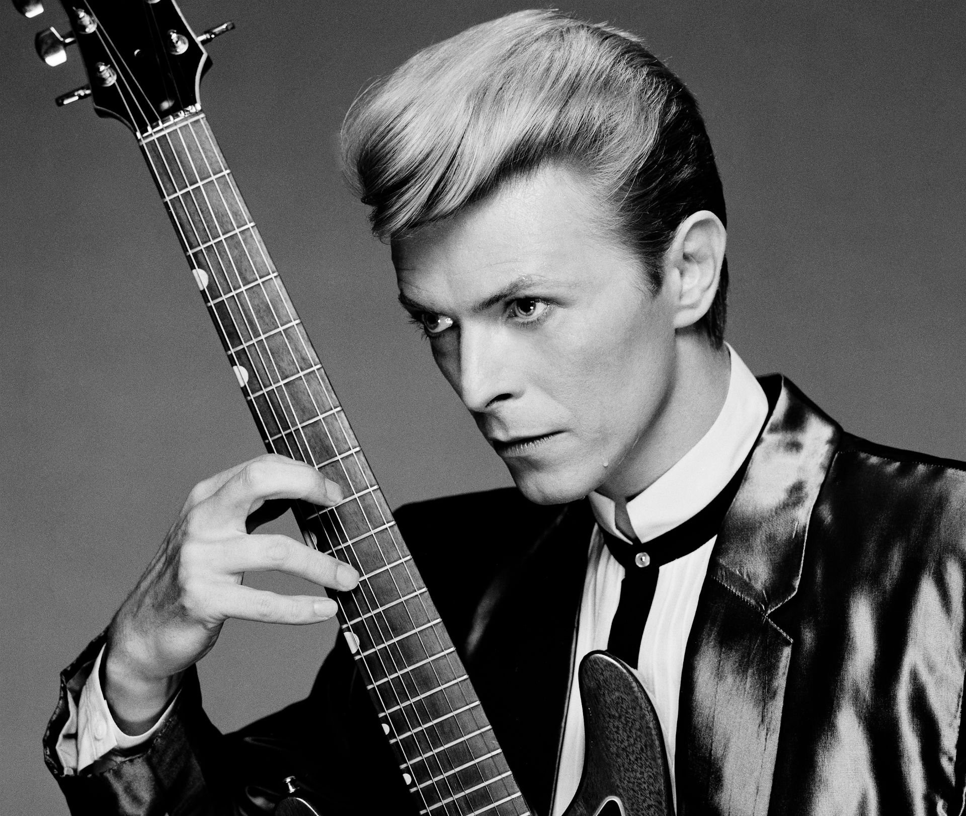 David Bowie Musician Monochrome Guitar Suits 1920x1621