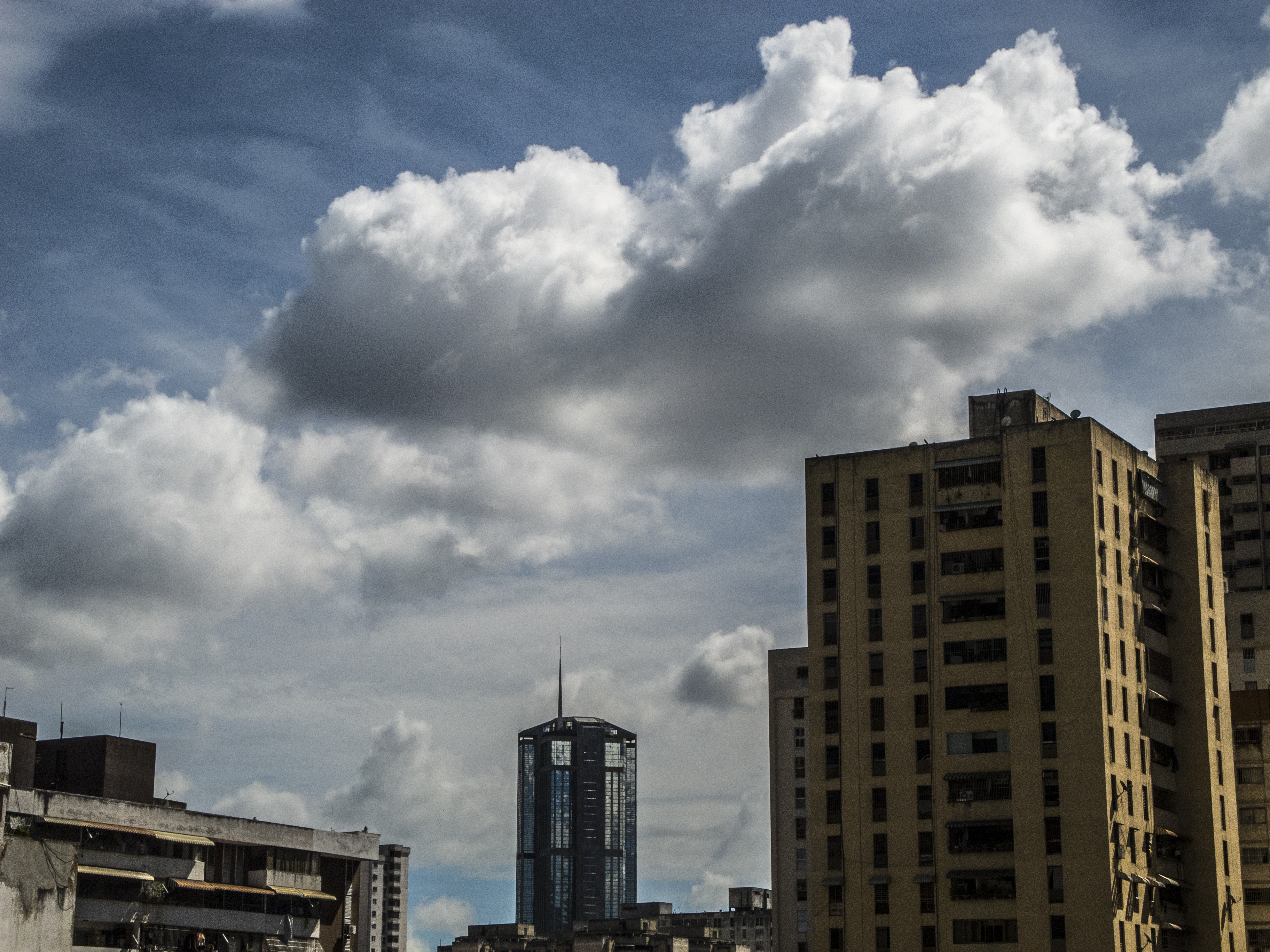 Caracas Torre Parque Central Clouds Sky City Building 3648x2736