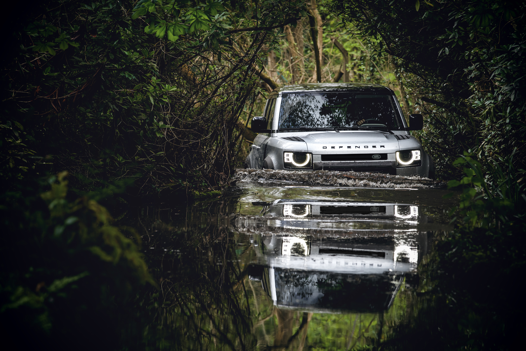 Land Rover Defender Adventure Time Forest Nature Water 2000x1333