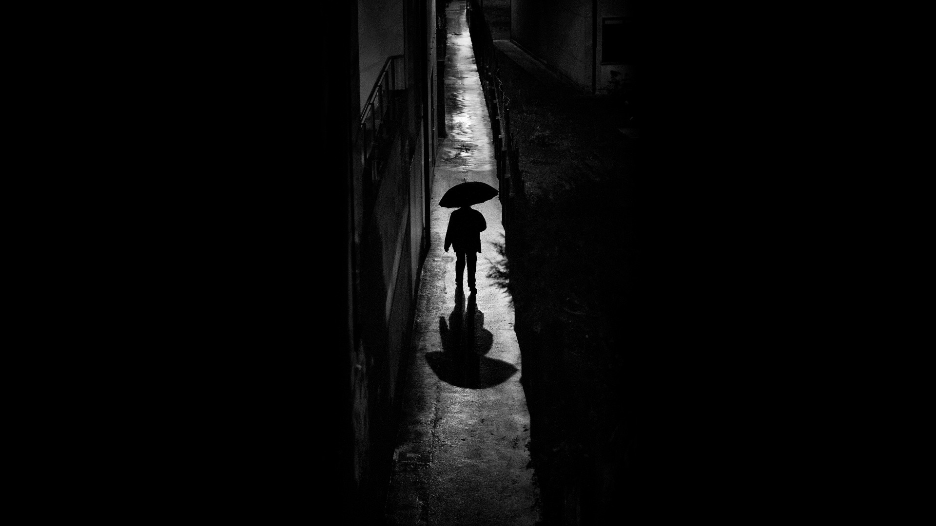 Alone Dark Night Monochrome Umbrella Shadow Solice 1920x1080