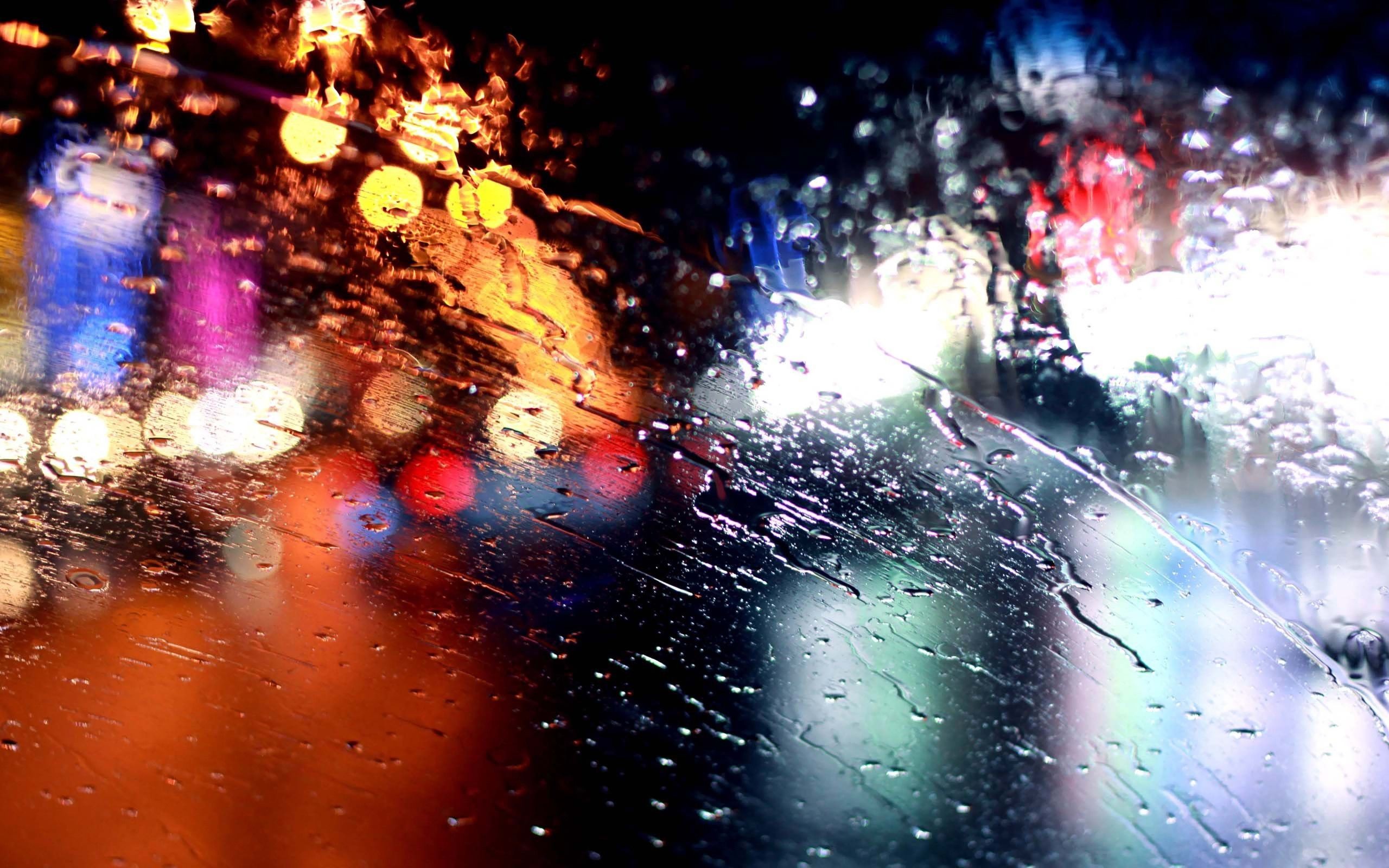 Rain Water On Glass Bokeh Headlight Beams Glass Car Parts 2560x1600
