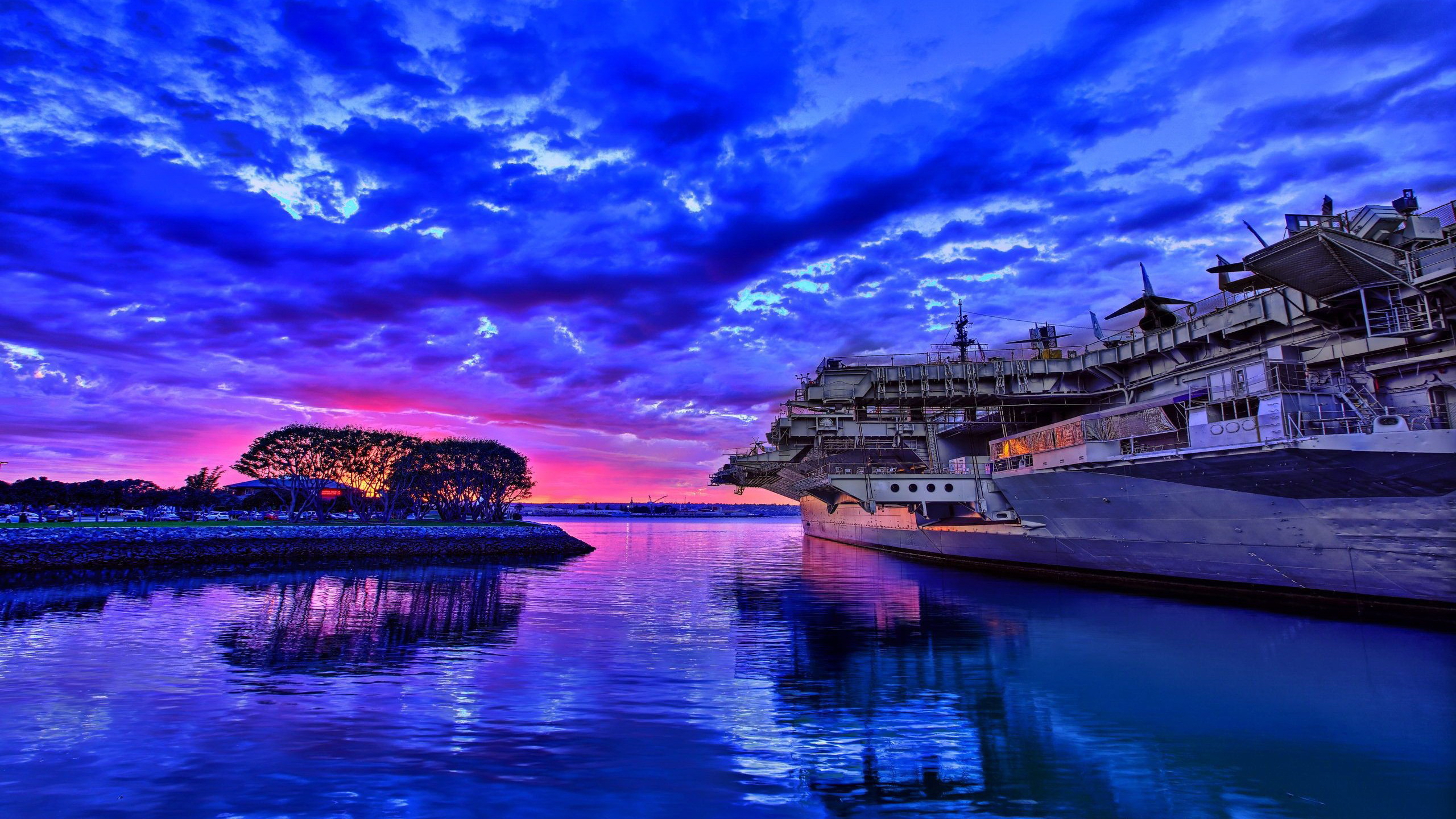 Military Aircraft Carrier 2560x1440