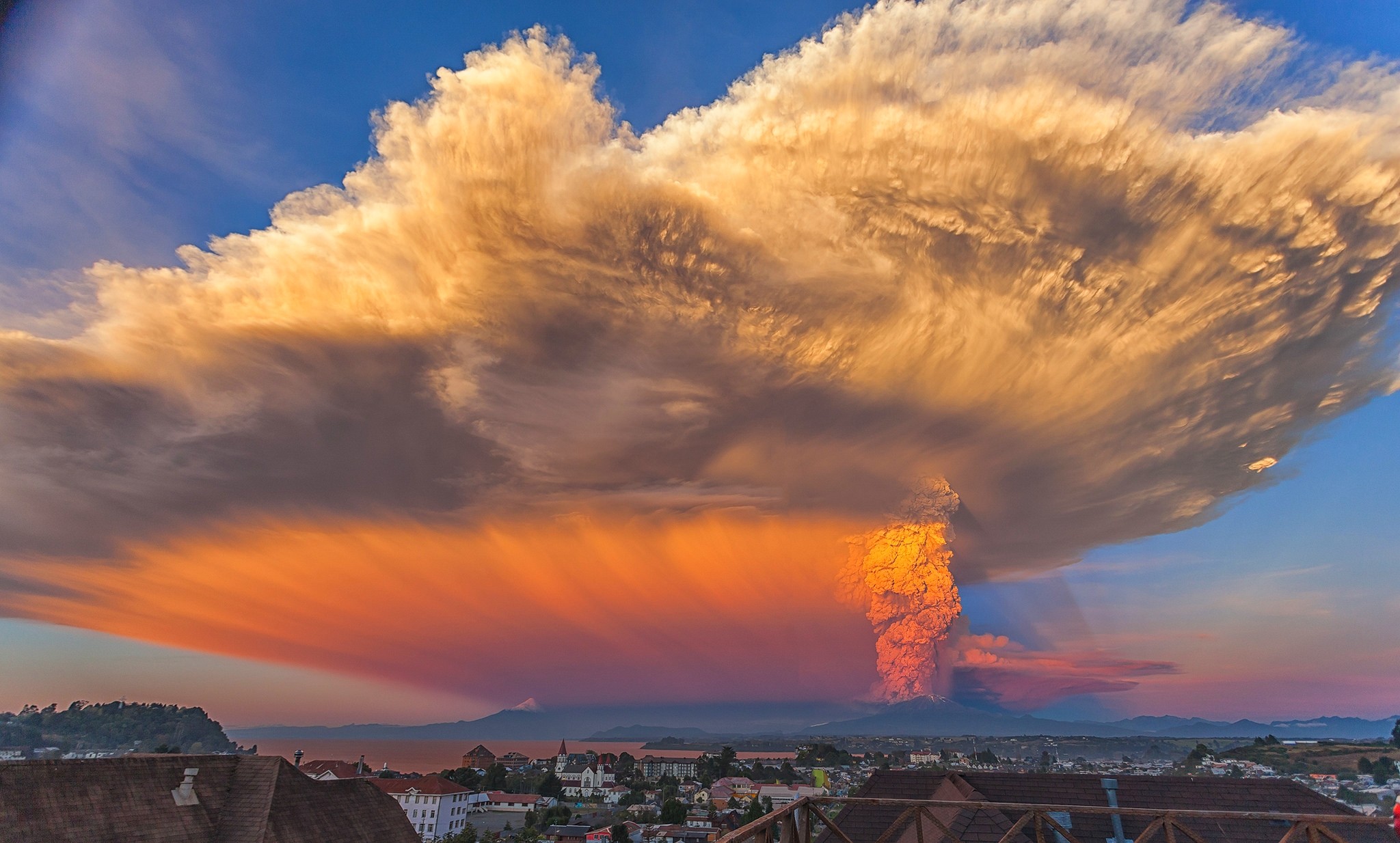 Chile Calbuco Volcano Eruptions Smoke Sunset Nature Ash Volcano Landscape 2048x1234