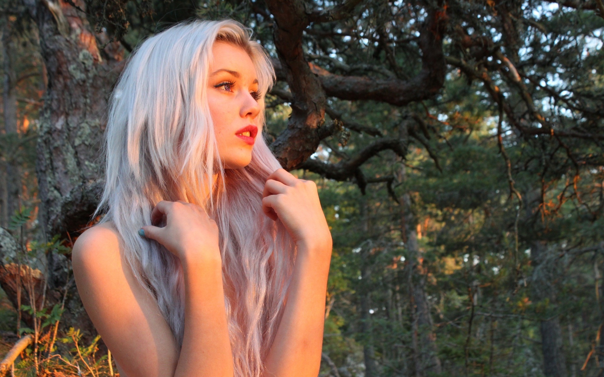 Women Platinum Blonde Blue Eyes Open Mouth Hands In Hair Looking Into The Distance Wood Women Outdoo 1920x1200