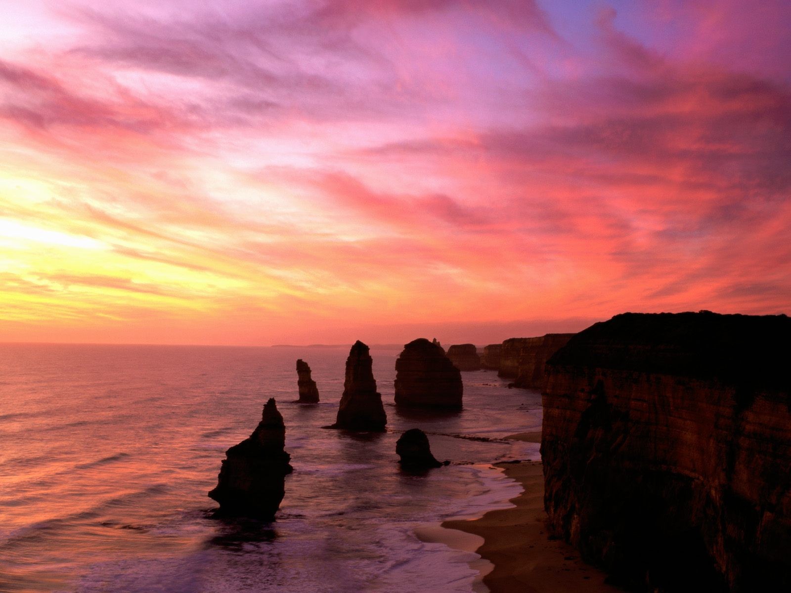 Landscape Sunset Orange Sky Coast Cliff Rock Formation Twelve Apostles 12 Apostles National Park Aus 1600x1200