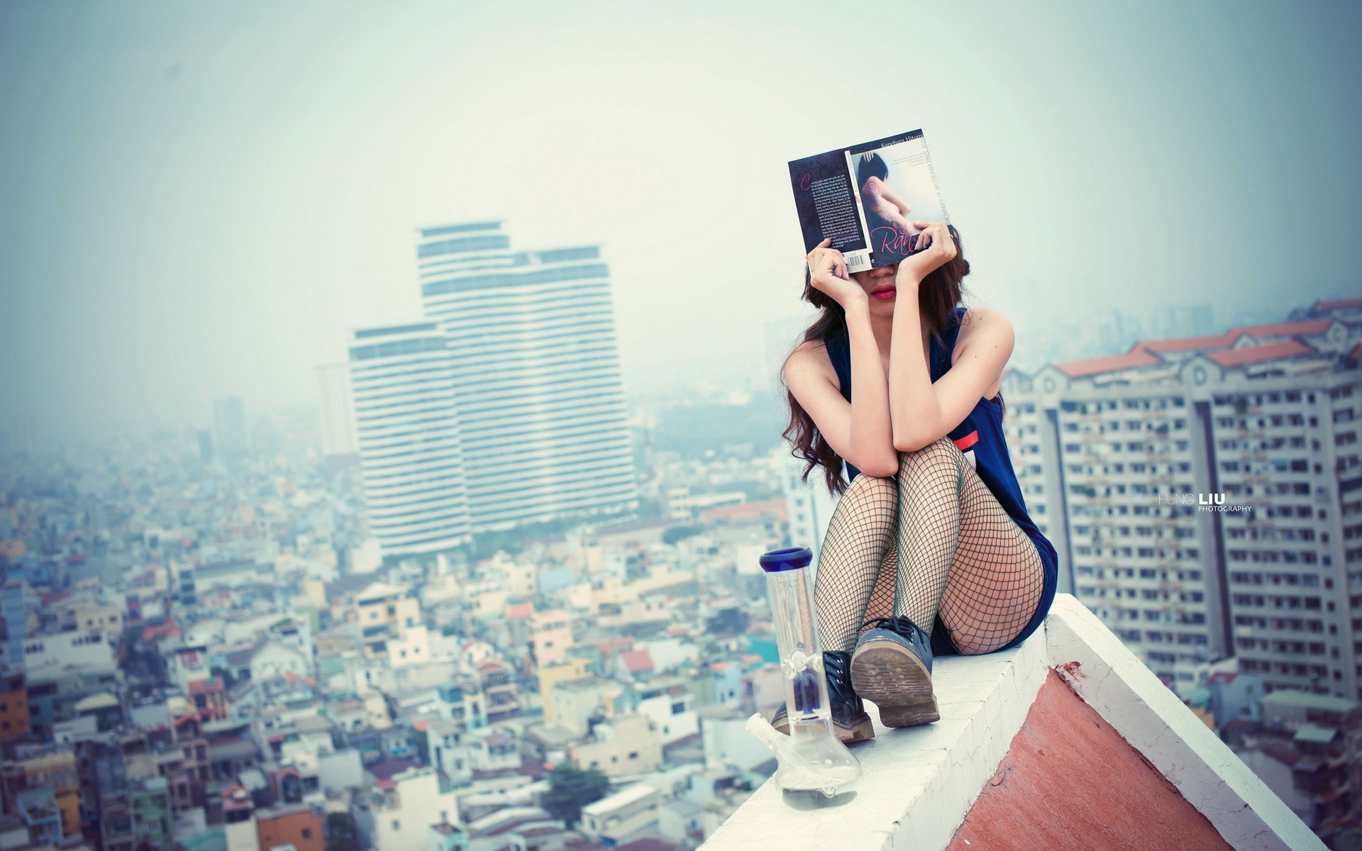 Women Rooftops Bong Cityscape Women Outdoors Legs City 1920x1200