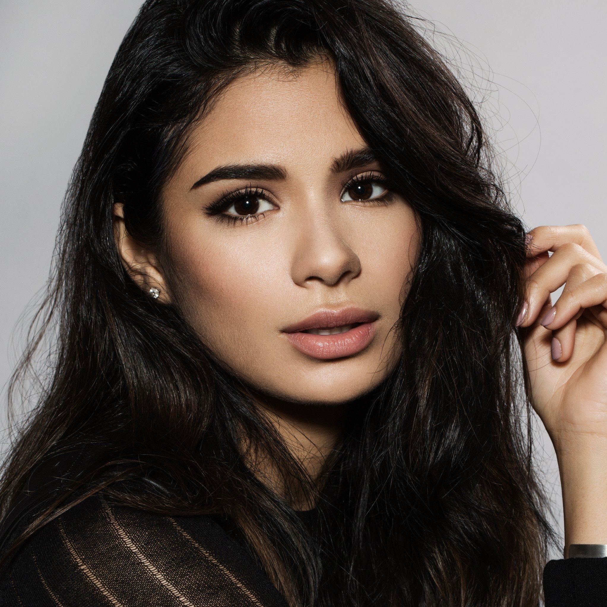 Women Actress Diane Guerrero Black Hair 2045x2045