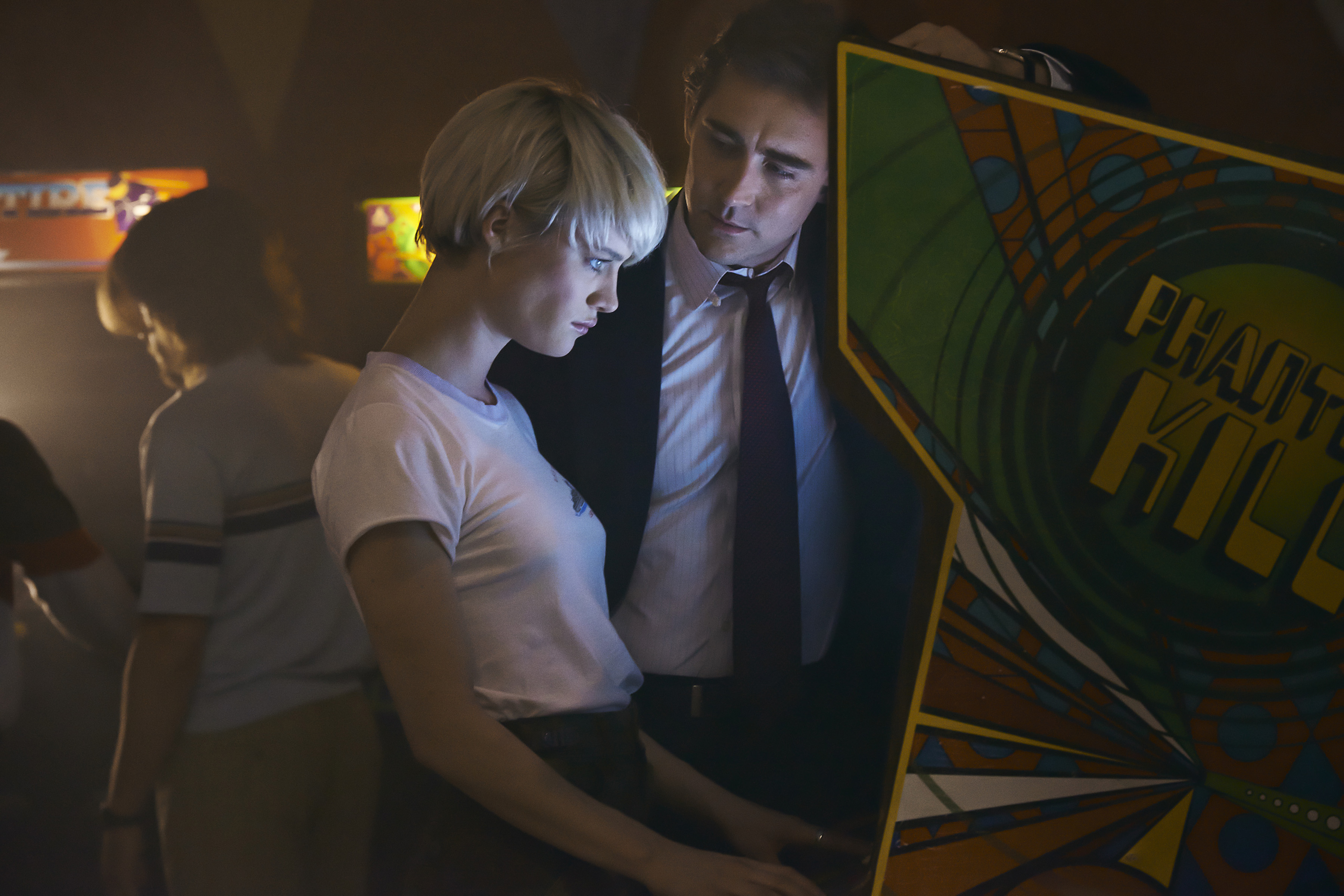 Cameron How Lee Pace Joe MacMillan Mackenzie Davis 3600x2403