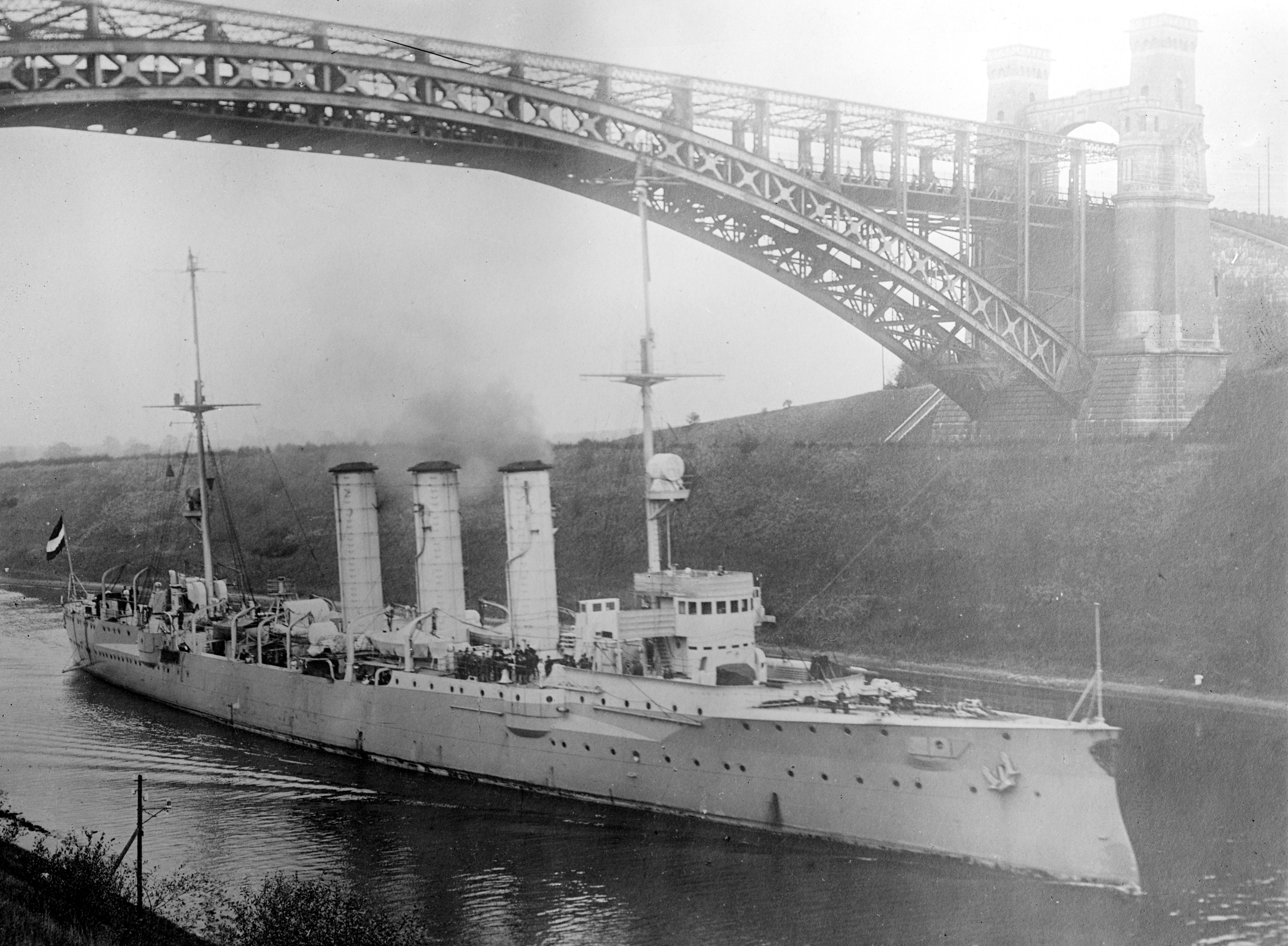 SMS Dresden 1907 Cruiser Warship 4632x3404