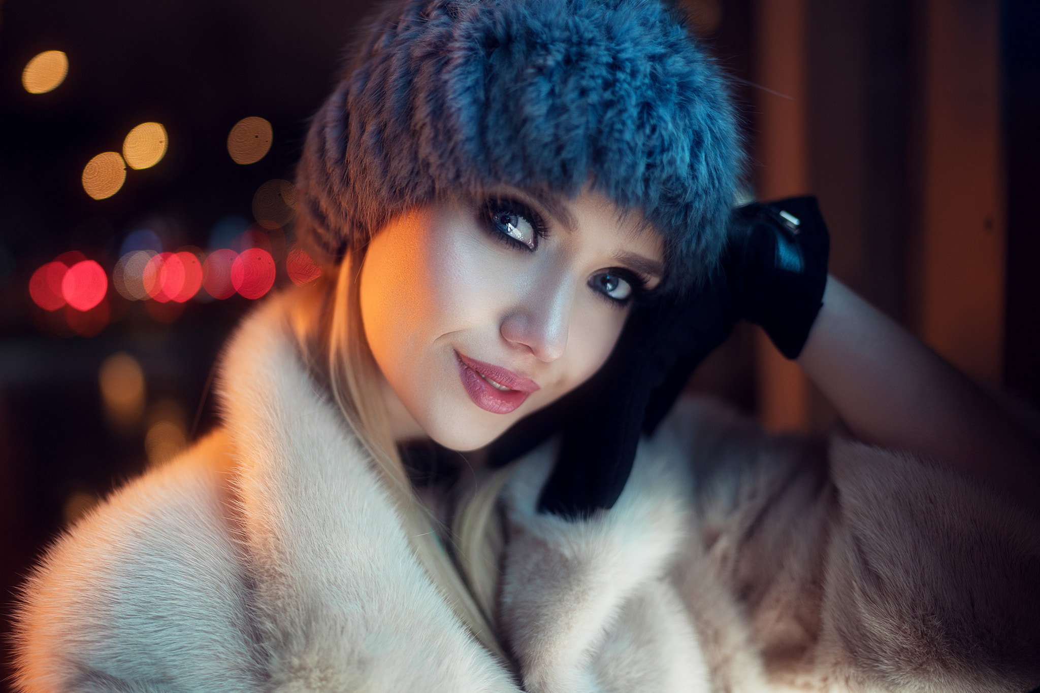 Women Model Portrait Makeup Face Ivan Gorokhov Black Gloves Fur Coats Fur Cap Gloves Blonde Women Ou 2048x1366