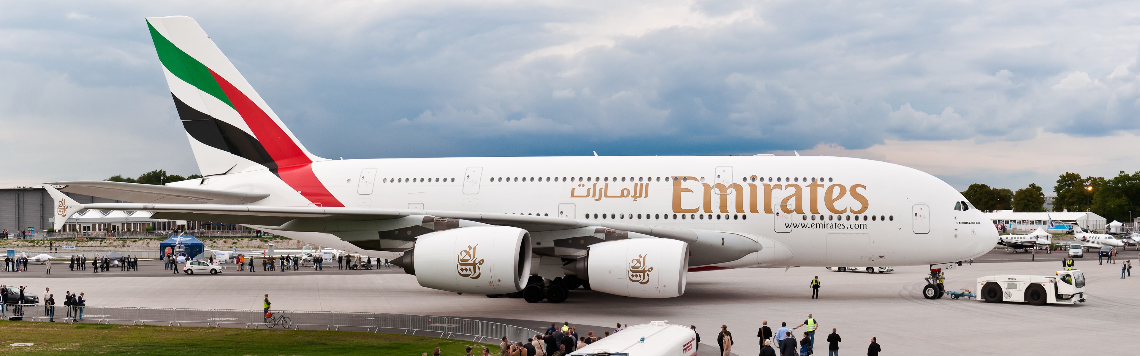 Emirates A380 Aircraft Airplane Dual Monitors Multiple Display Airbus Airbus A 380 861 3840x1200