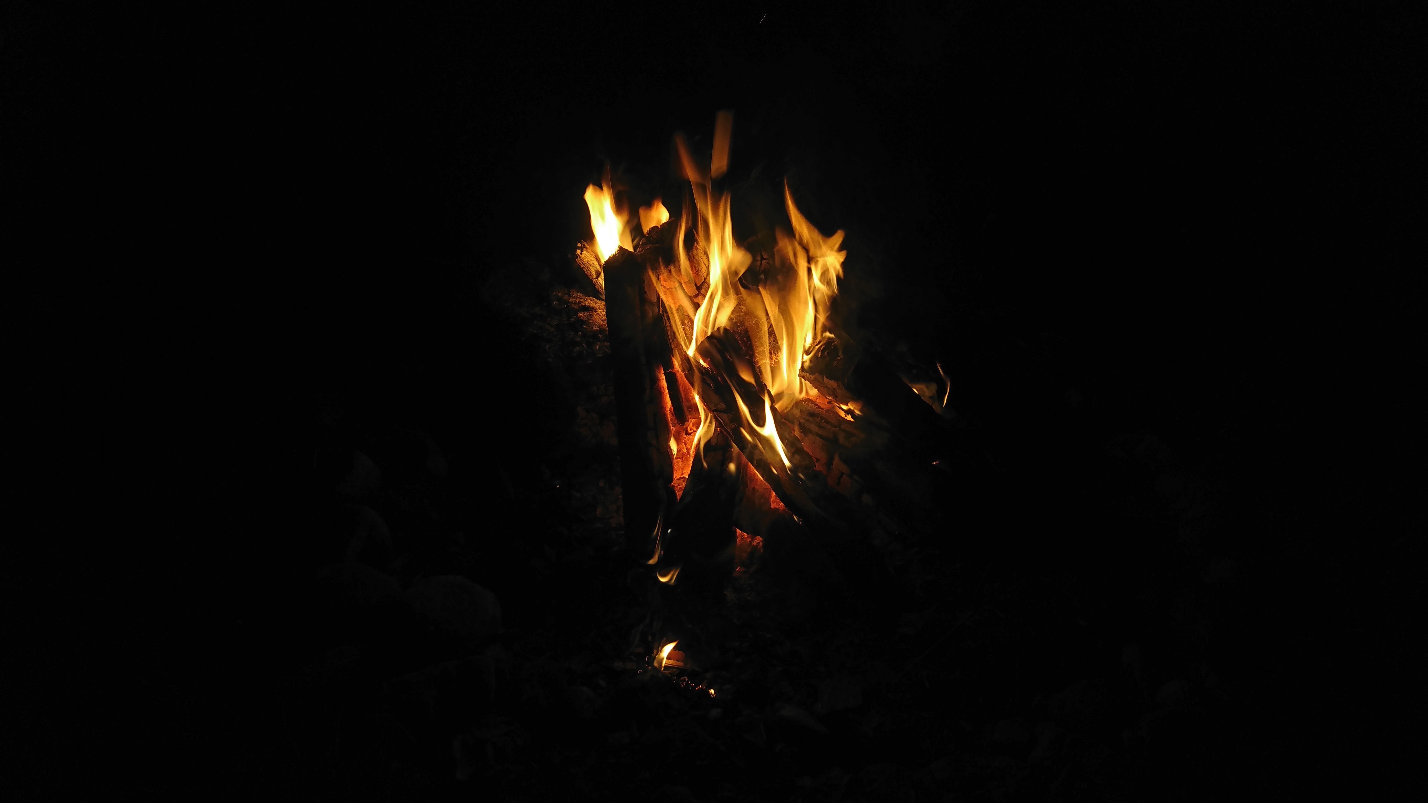 Night Dark Fire Bonfires 5984x3366