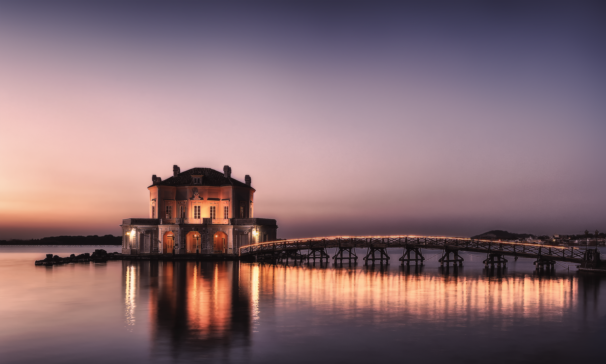 Naples Campania Italy Lights Bridge Casina Lake Fusaro Lake Sunset 2000x1201
