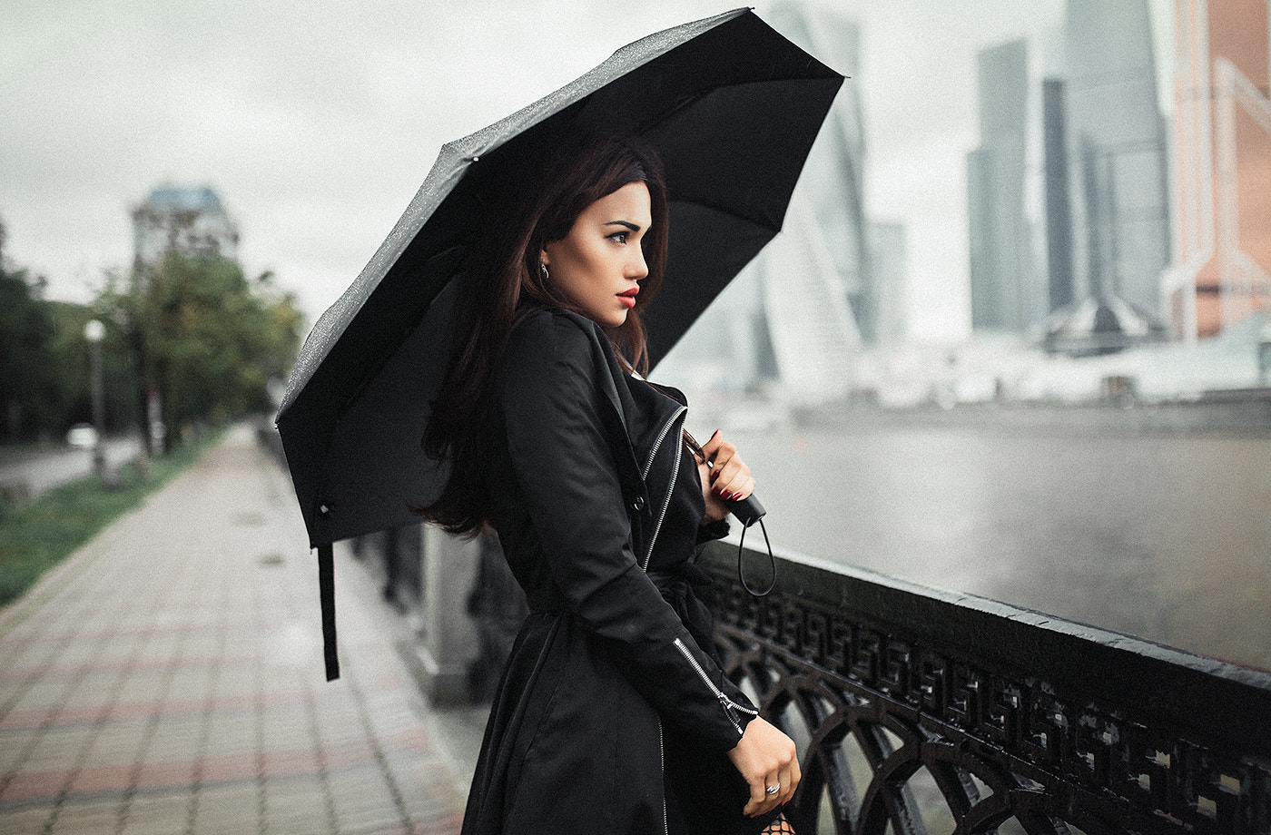 Women Umbrella Women Outdoors Looking Away Depth Of Field Moscow City Coats Black Coat Brunette Look 1400x920