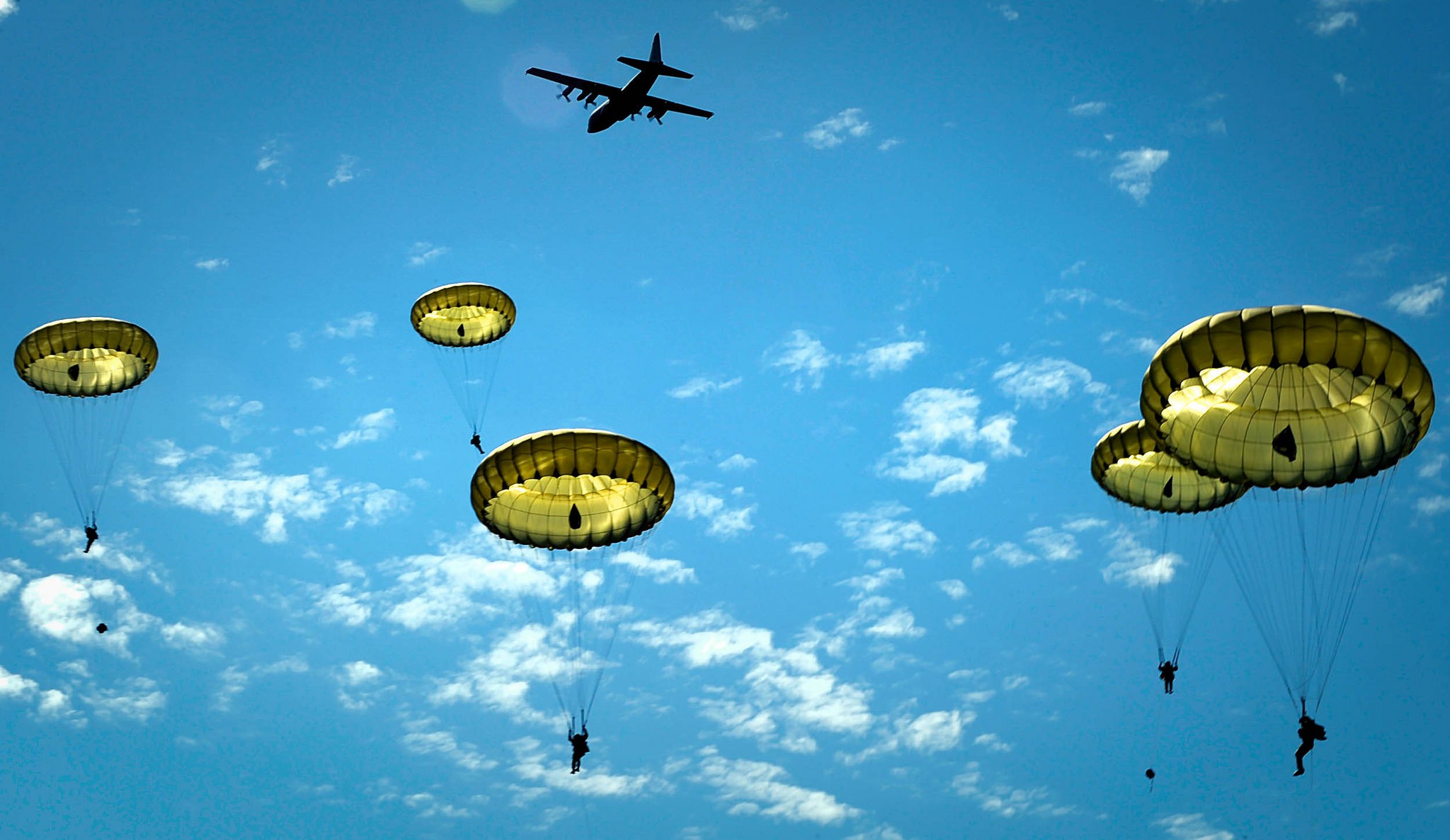 United States Army Airborne Military USA Parachutes Lockheed C 130 Hercules 2048x1187