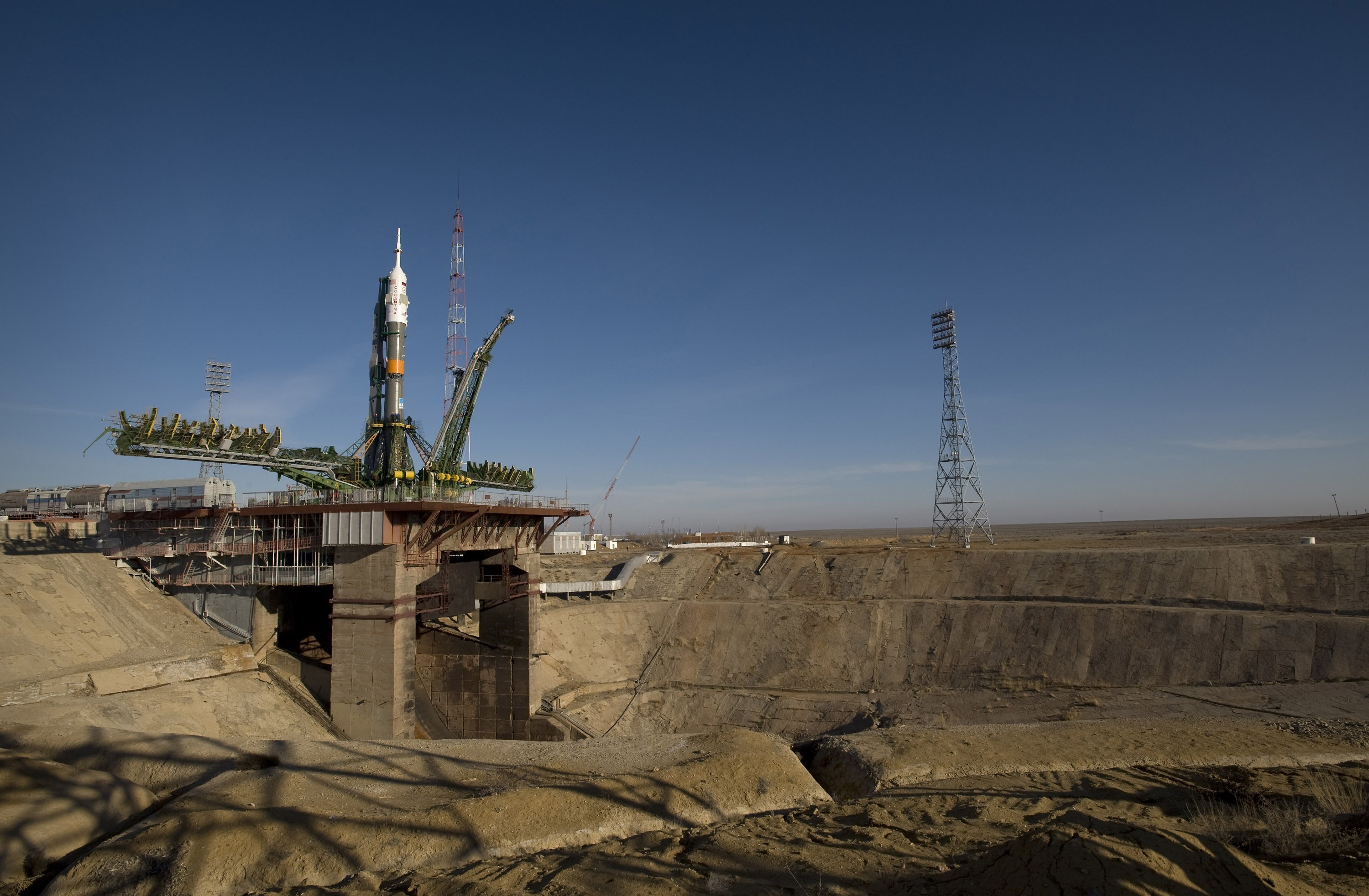 Rocket Soyuz Baikonur Cosmodrome 3000x1965