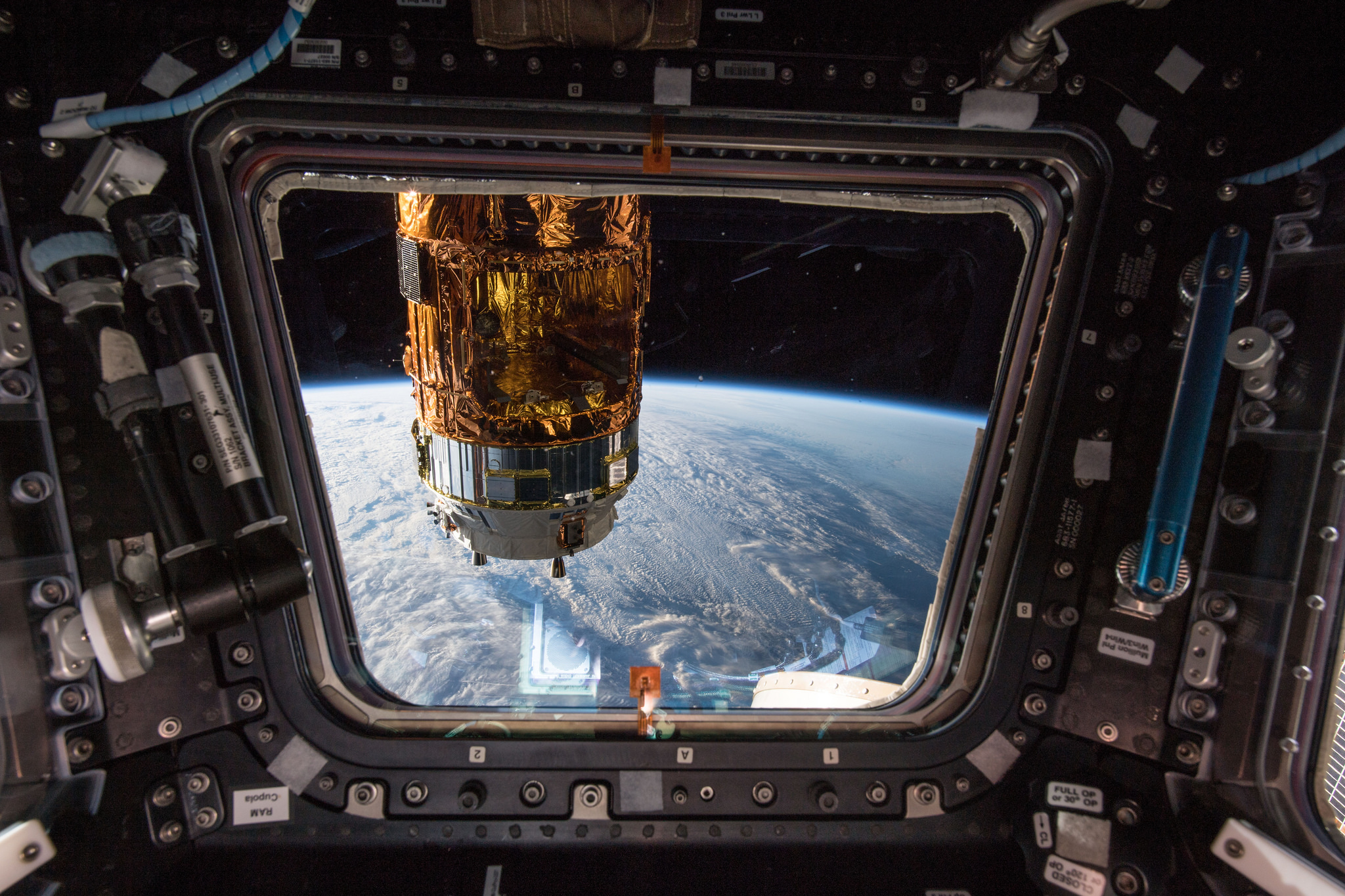Space Universe Orbits Orbital View Earth Space Station ISS NASA Window Technology Atmosphere 2048x1365