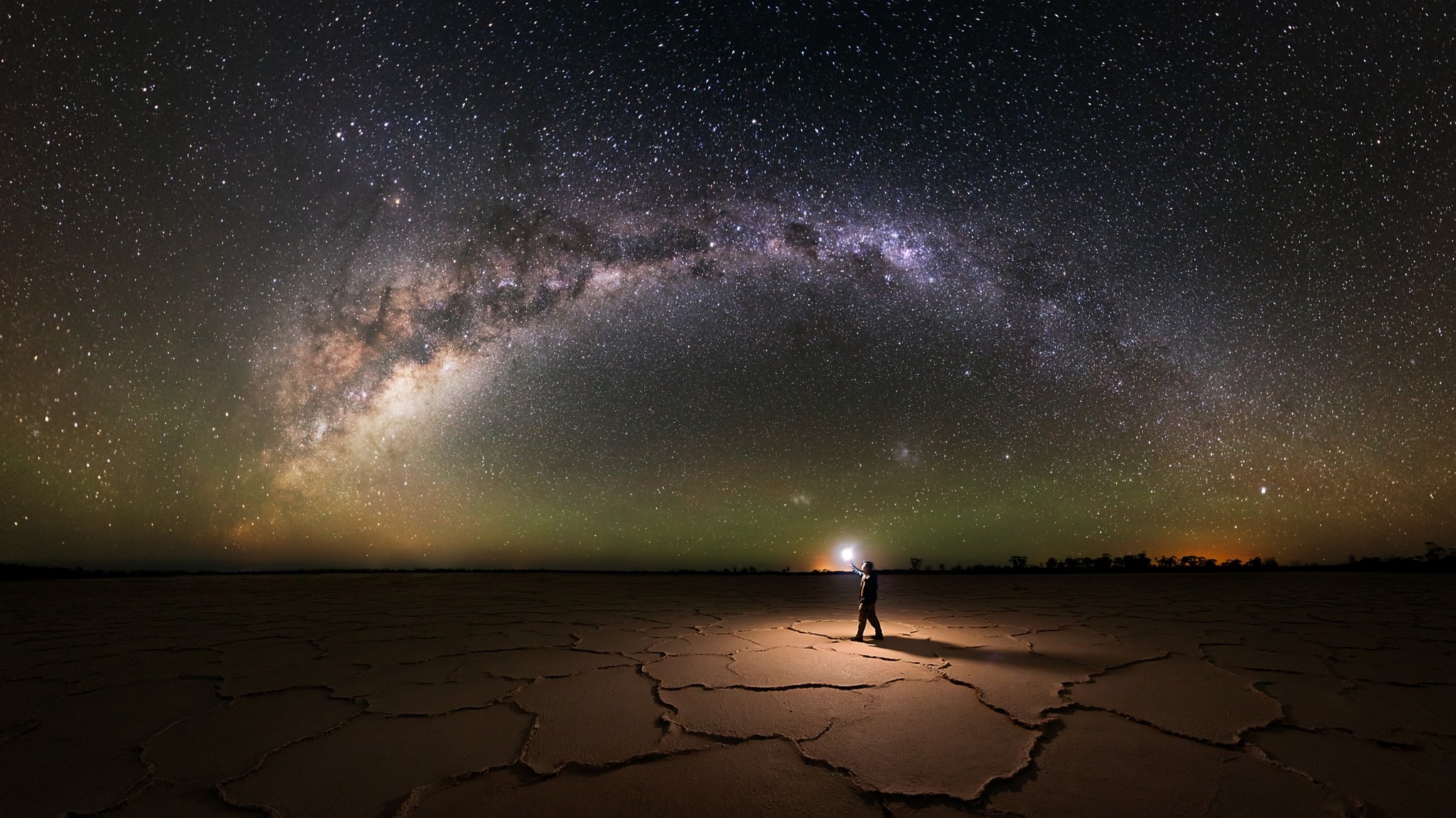 Nature Landscape Salt Lakes Milky Way Starry Night Explorer Lantern Lights Galaxy Long Exposure Aust 2048x1151