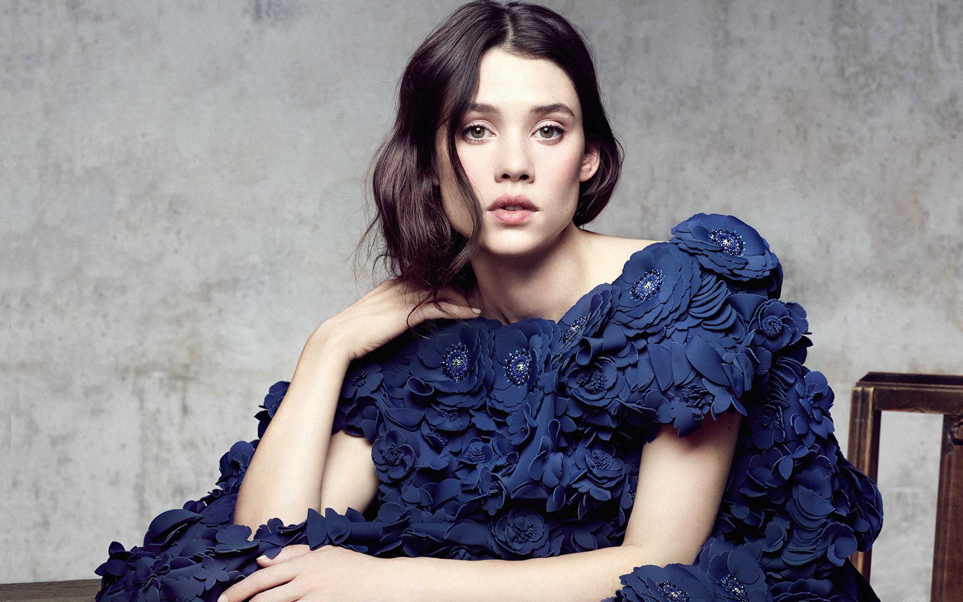 Women Astrid Berges Frisbey Brunette Celebrity Looking At Viewer 1920x1200