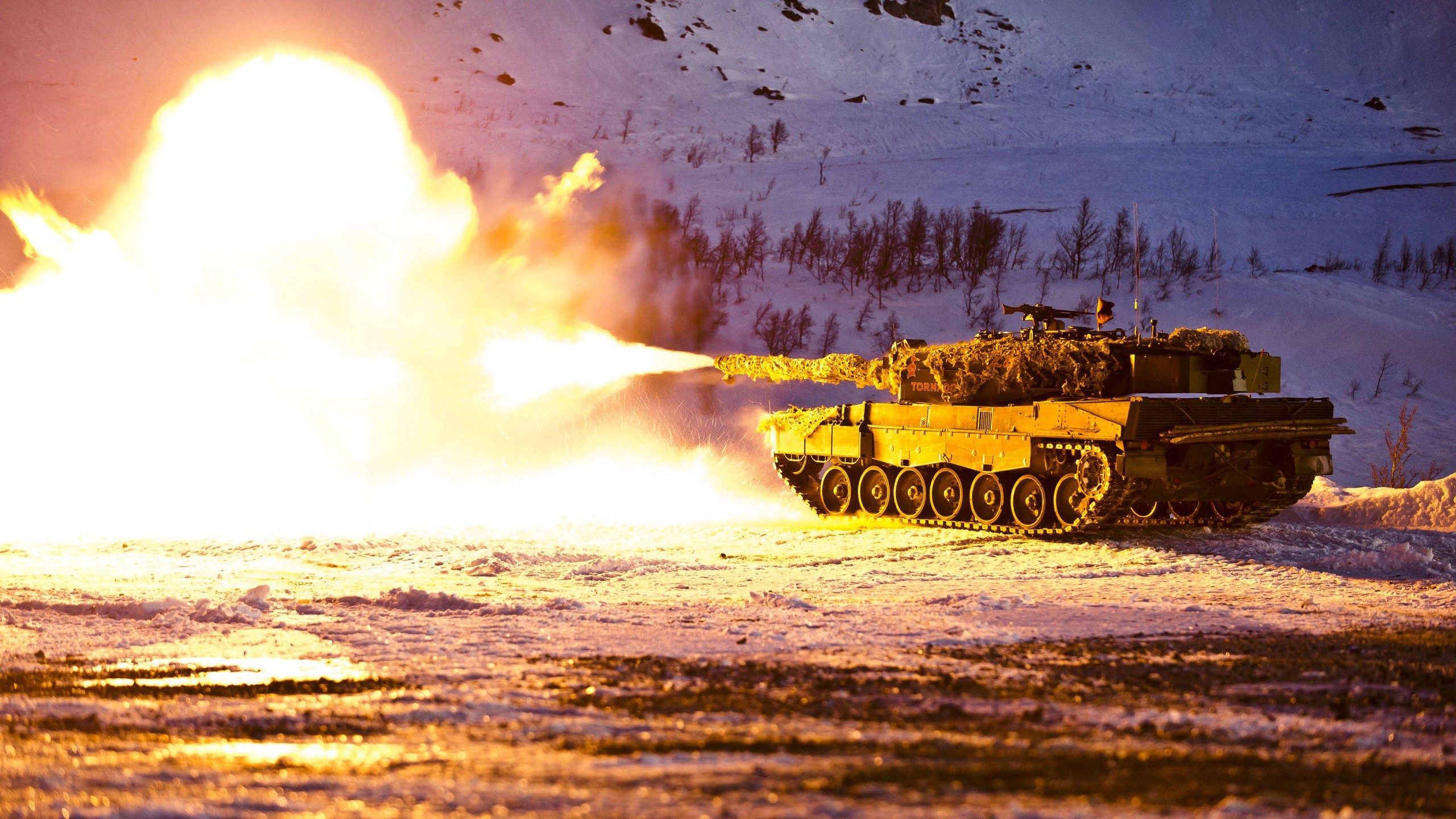 Military Tank Norwegian Army Leopard 2 2560x1440