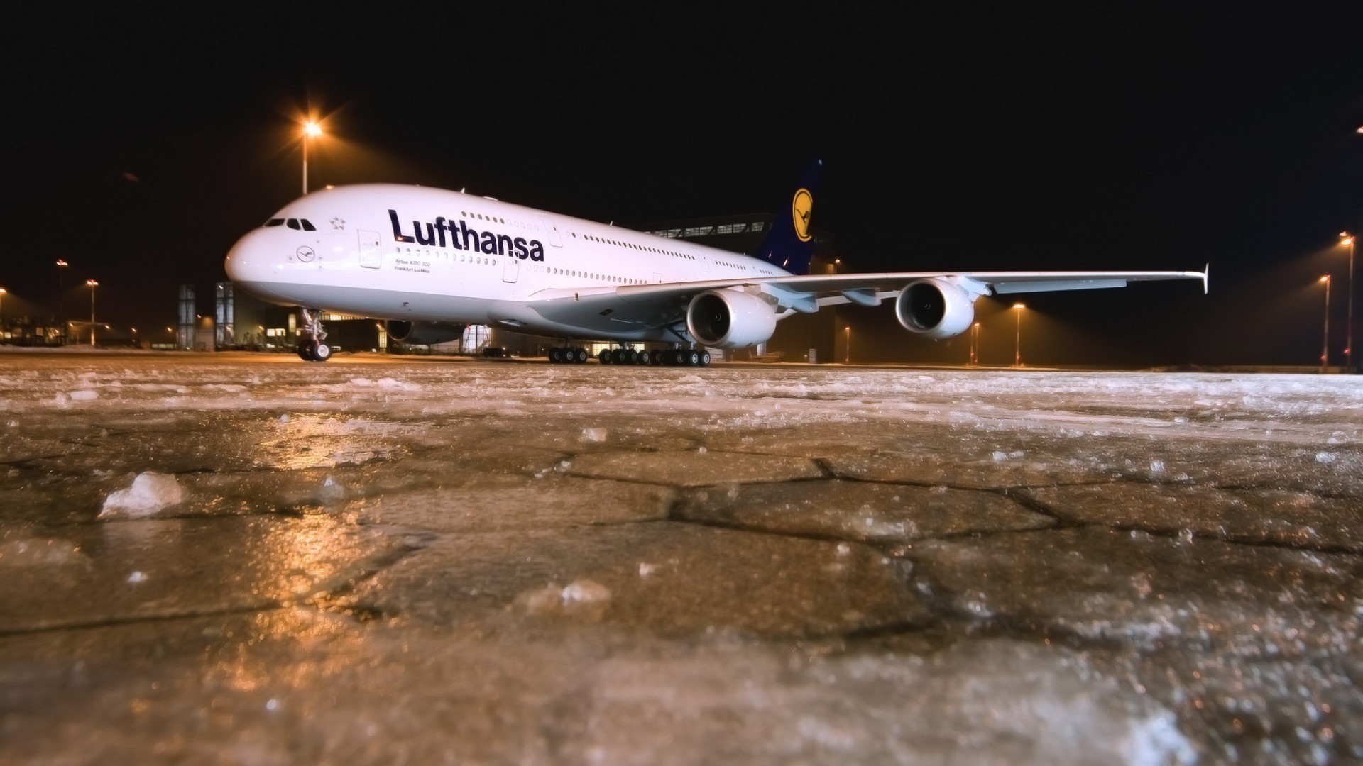 Airplane Airbus A 380 861 Lufthansa Ice Night Airport 1920x1080