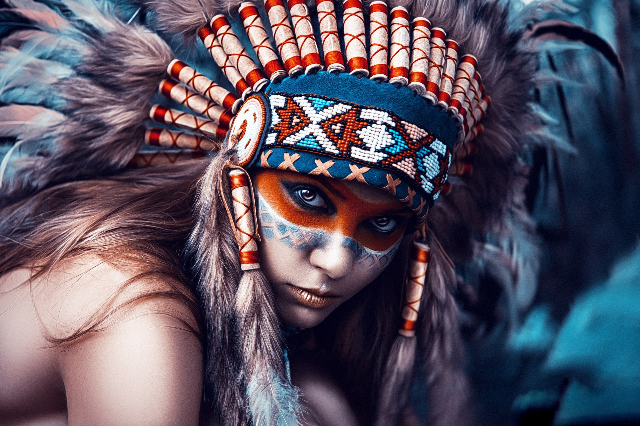 Feathers Indian Women Model Makeup Face Women 2560x1707