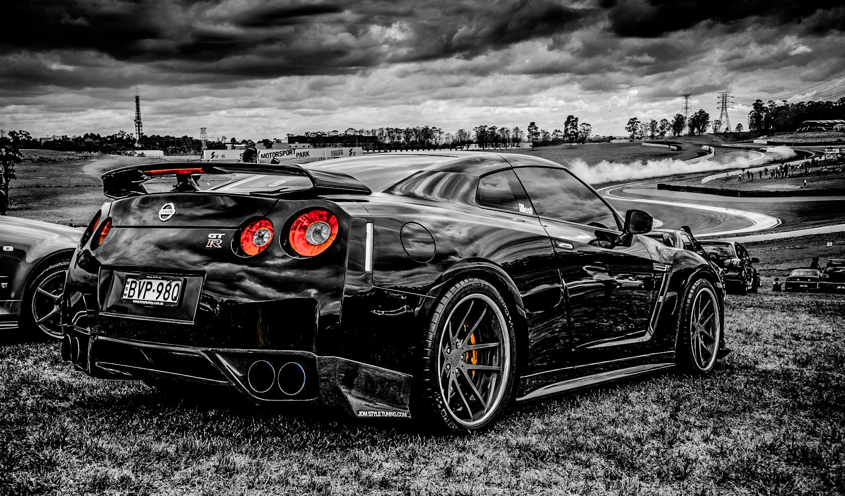 Saloon Cars Monochrome Nissan GTR Car 1680x987