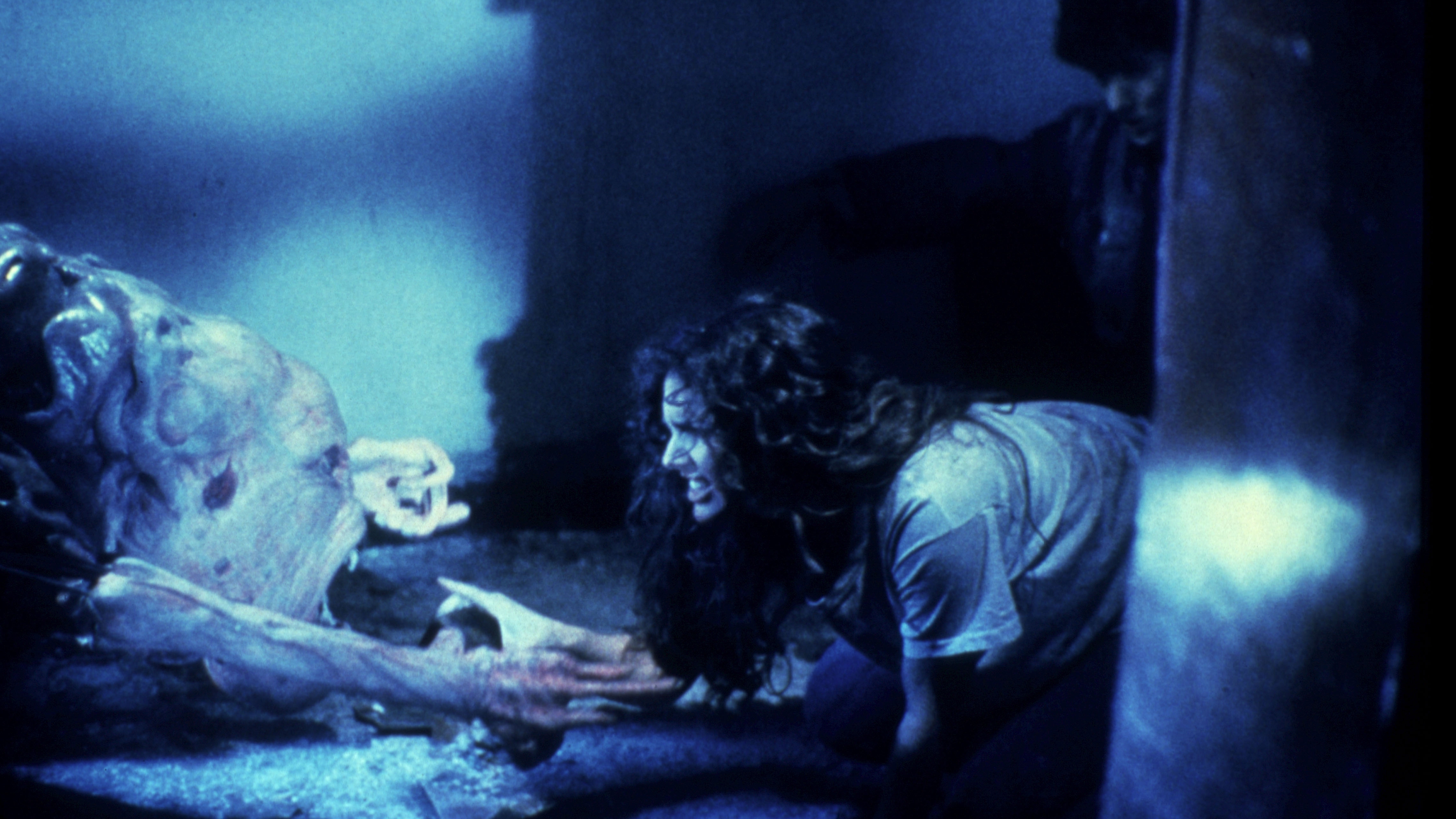 Hellraiser Ashley Laurence Kirsty Cotton 4568x2569