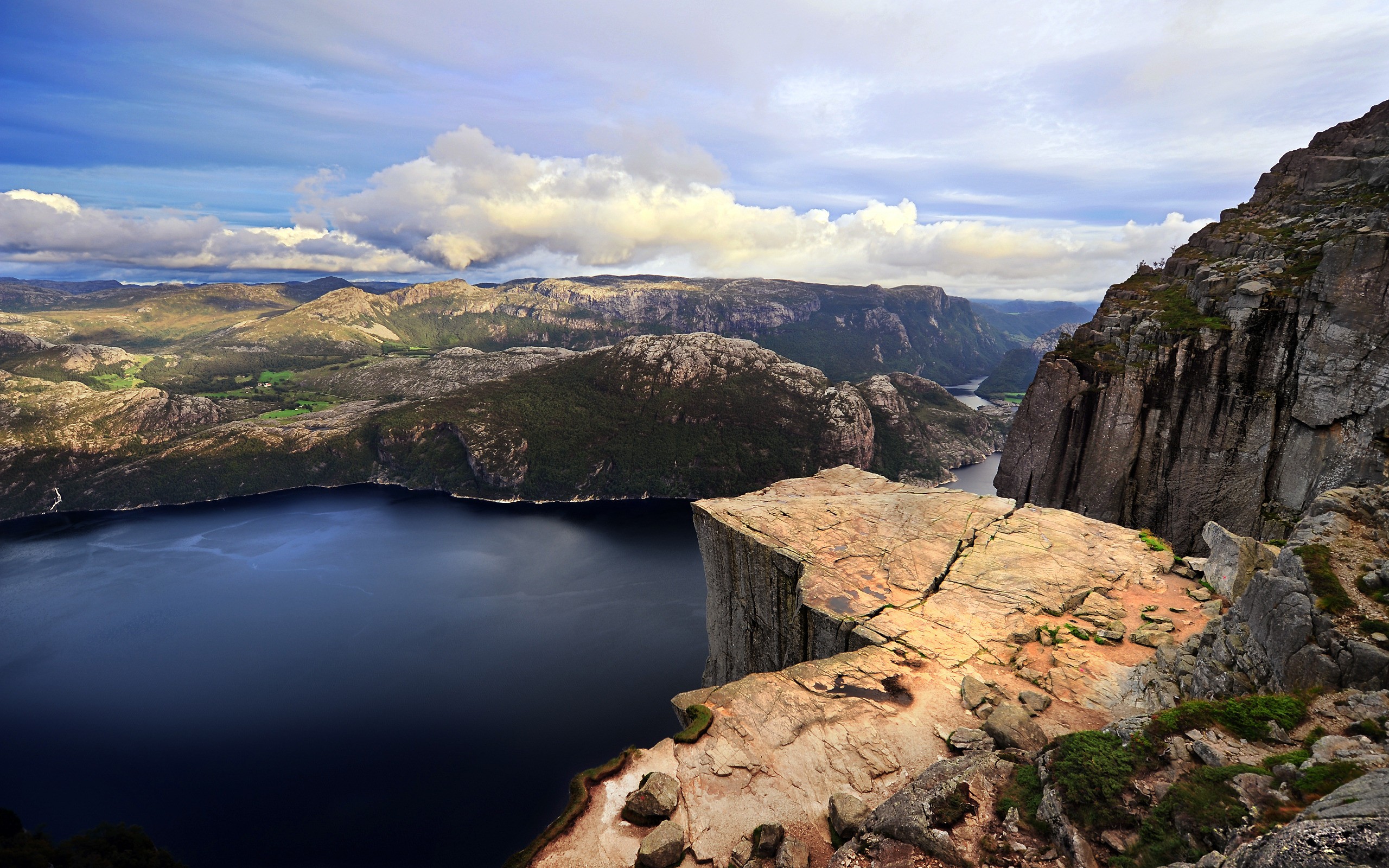 Norway Fjord Nature Rock Landscape Cliff Lake Sky Preikestolen 2560x1600