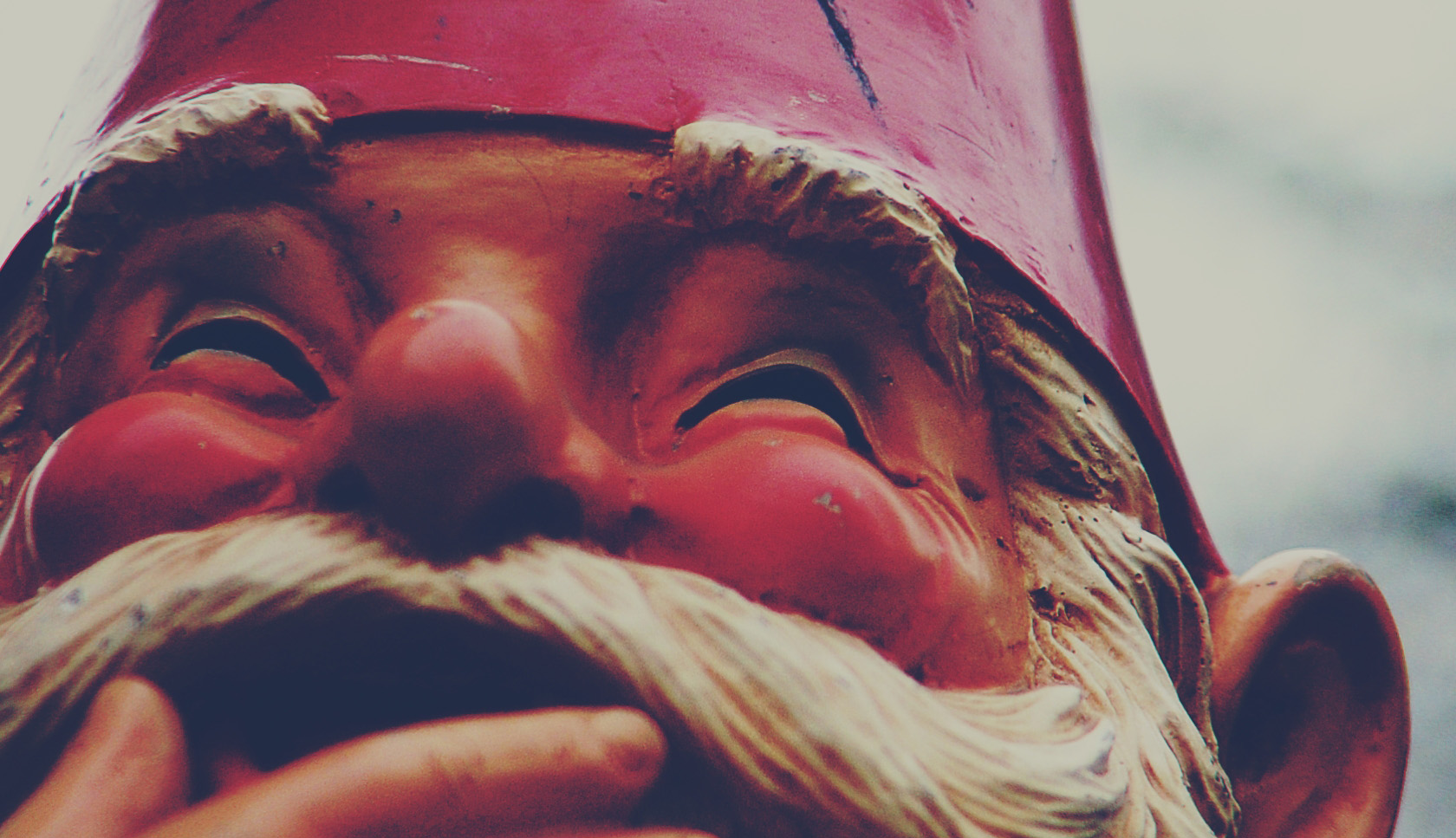 Gnomes Closeup Smiling 1680x967