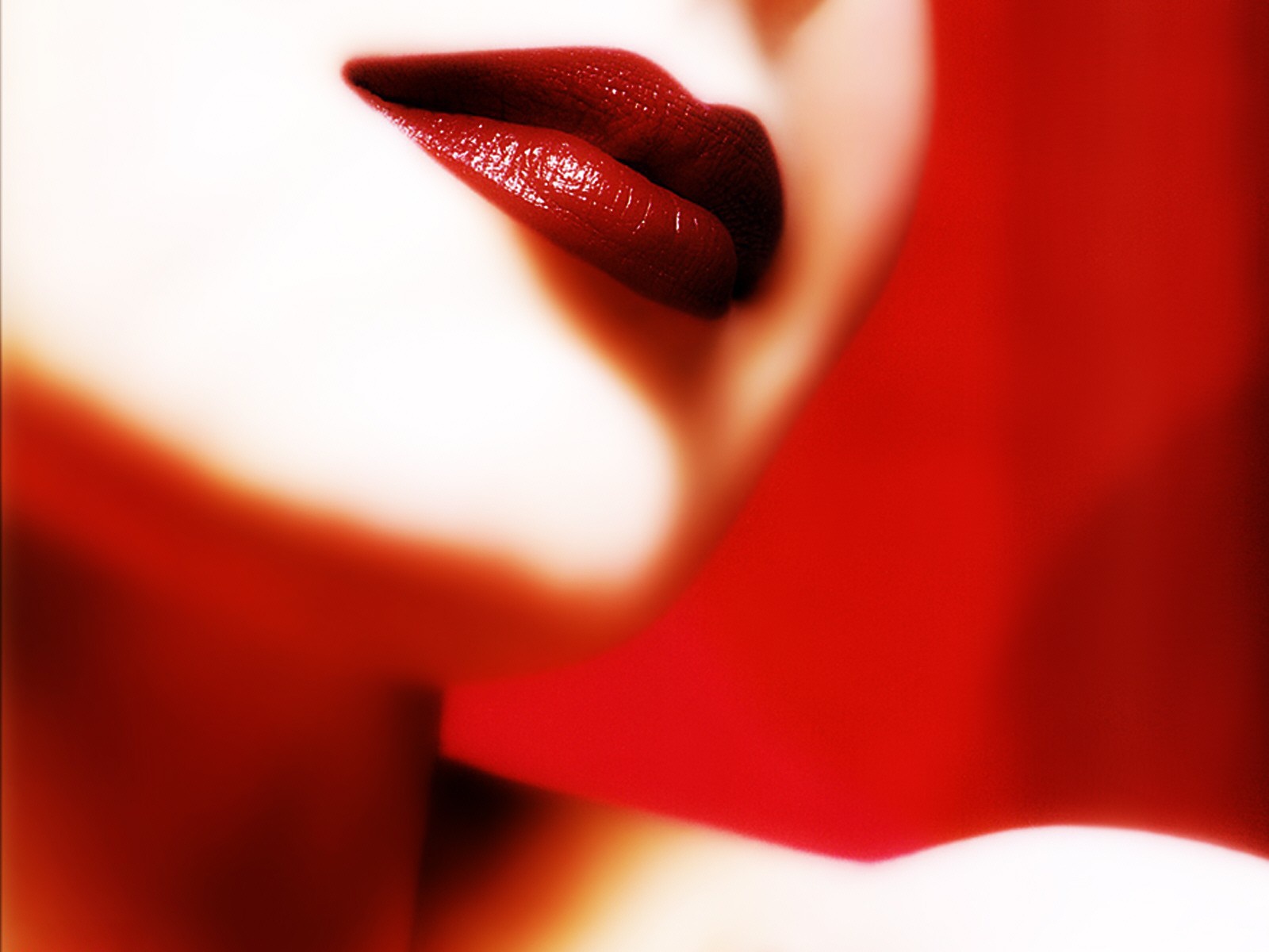 Women Lips 1600x1200