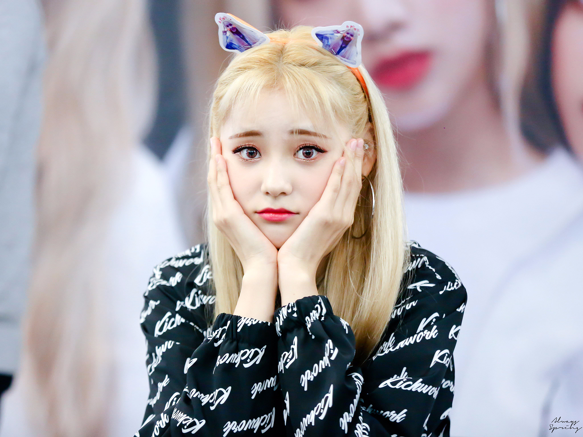 K Pop JinSoul LOONA Asian Women 2048x1536