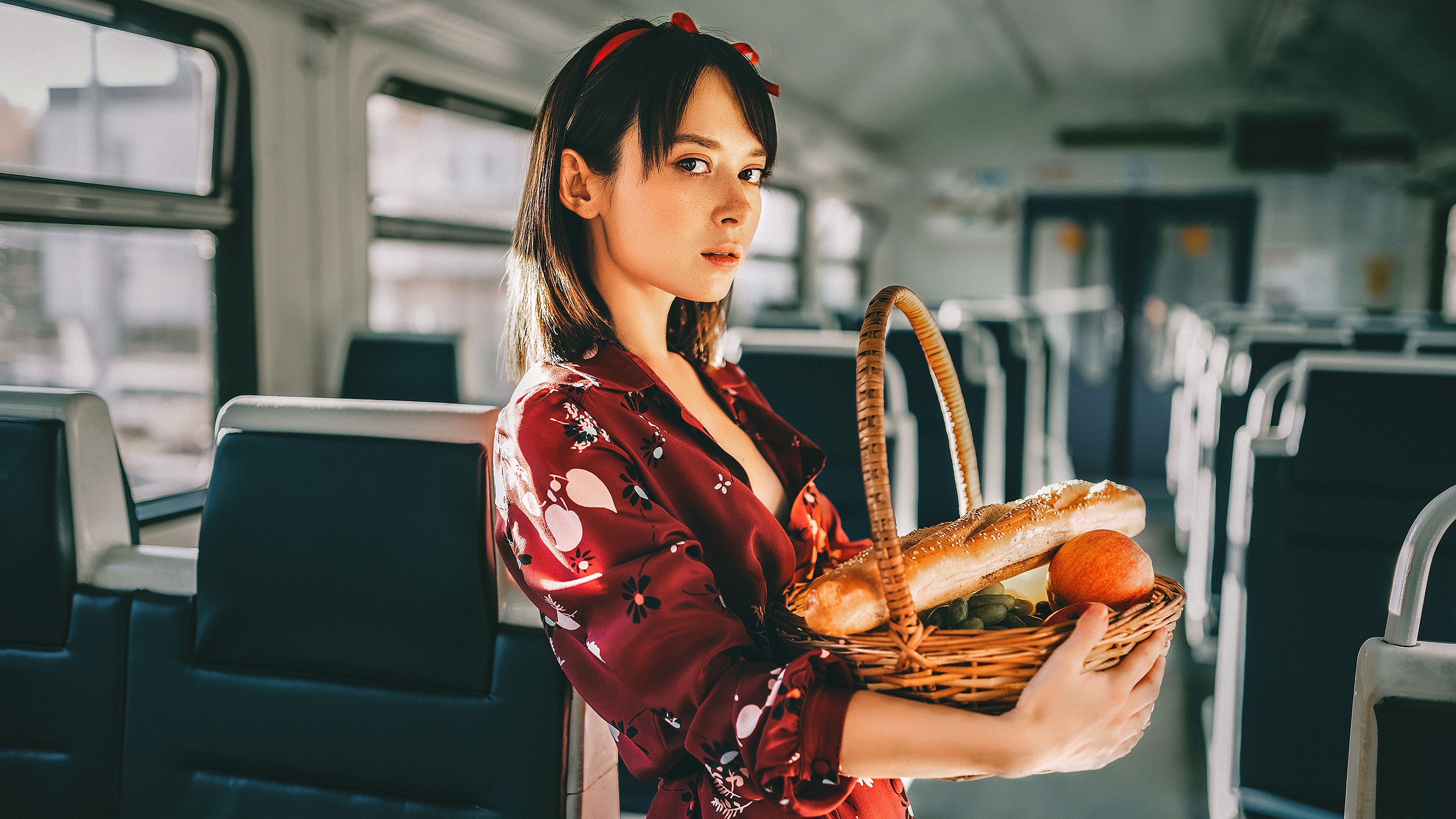 Polina Kniazeva Women Model Brunette Shoulder Length Hair Ribbon Looking At Viewer Dress Bread Bague 2560x1440