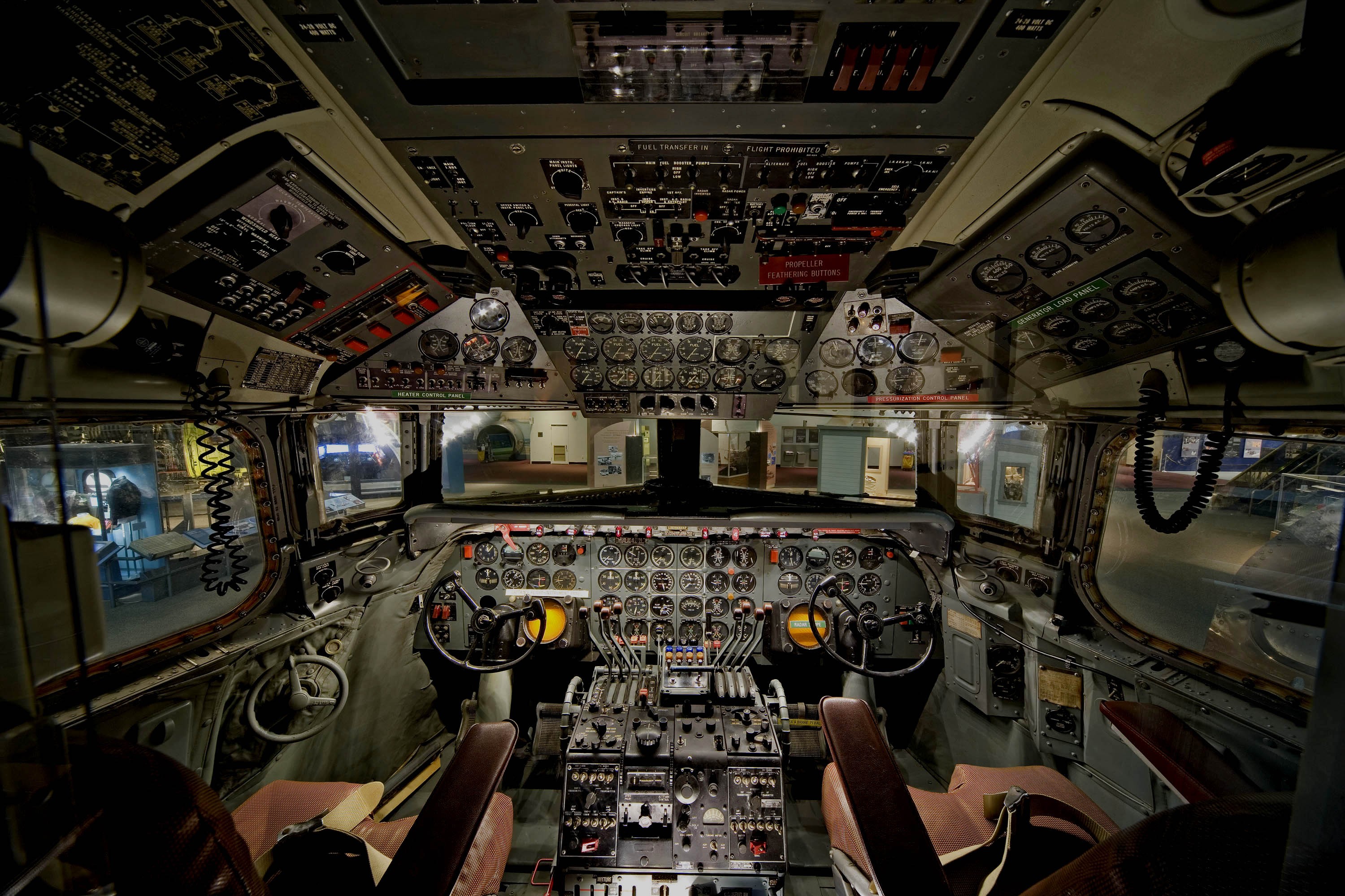 Aircraft Cockpit Vehicle 3000x2000