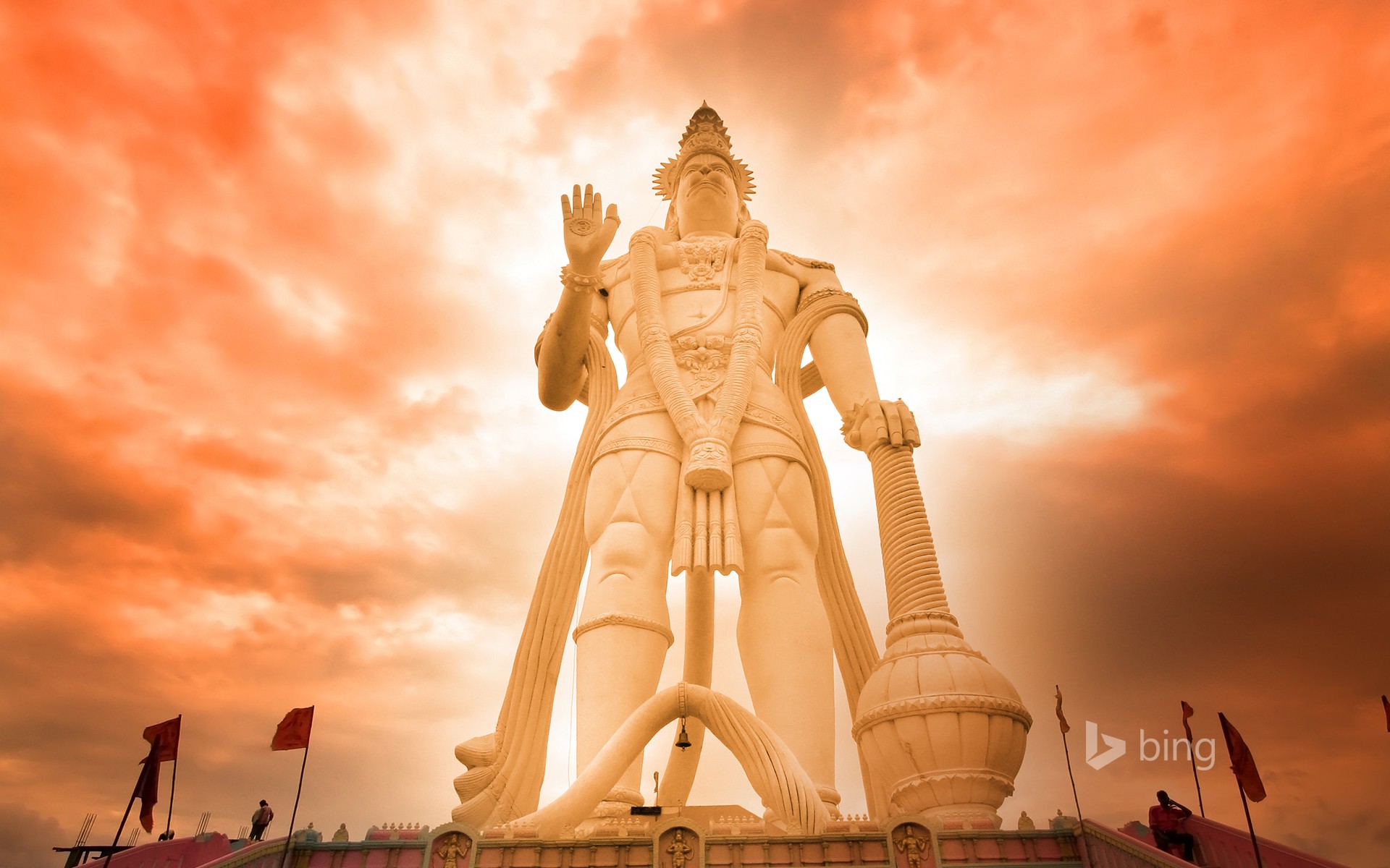 Statue Sky Clouds Orange Bing Frontal View Low Angle 1920x1200
