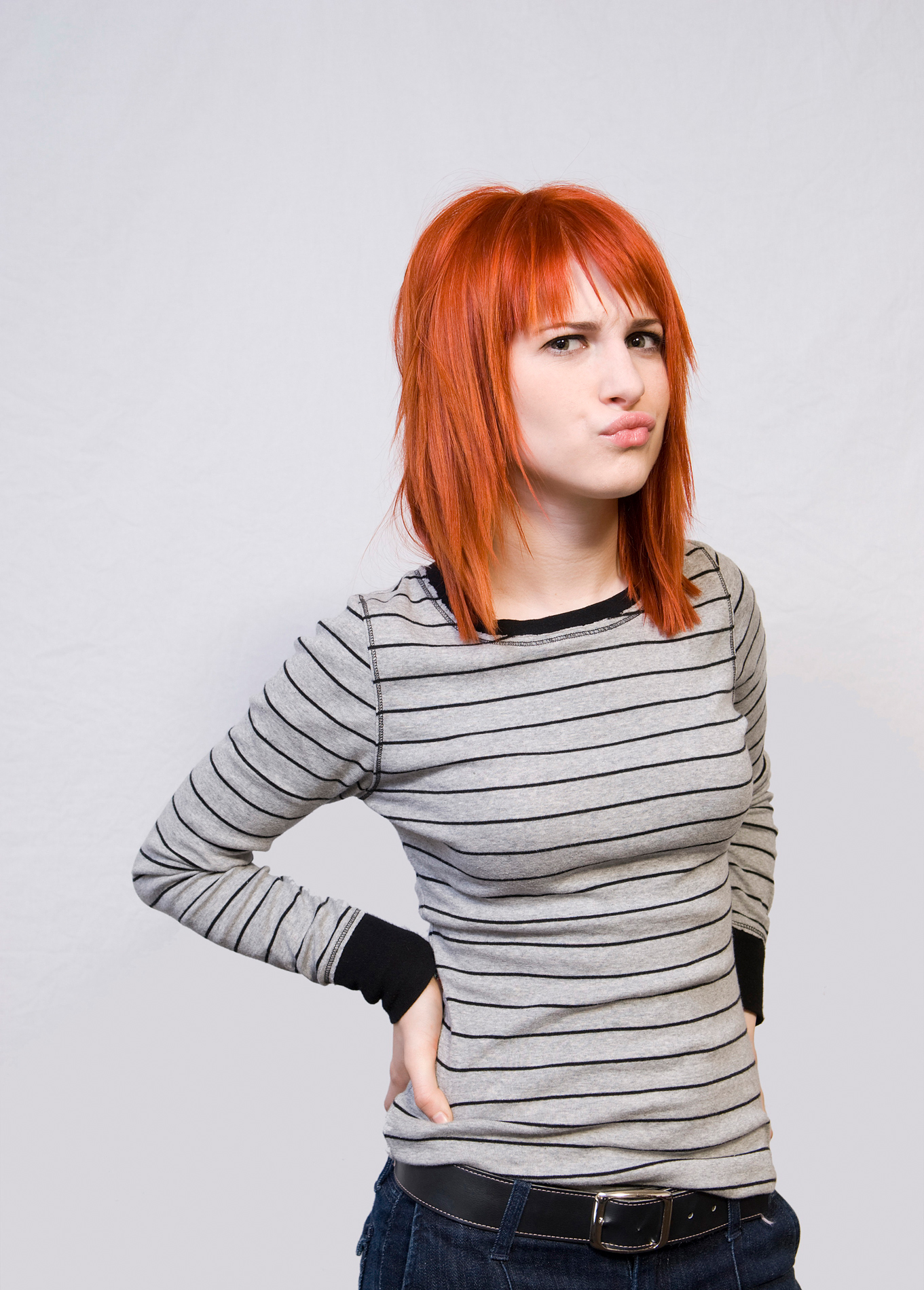 Hayley Williams Redhead Singer Emotions Shoulder Length Hair Short Hair Women 1361x1900