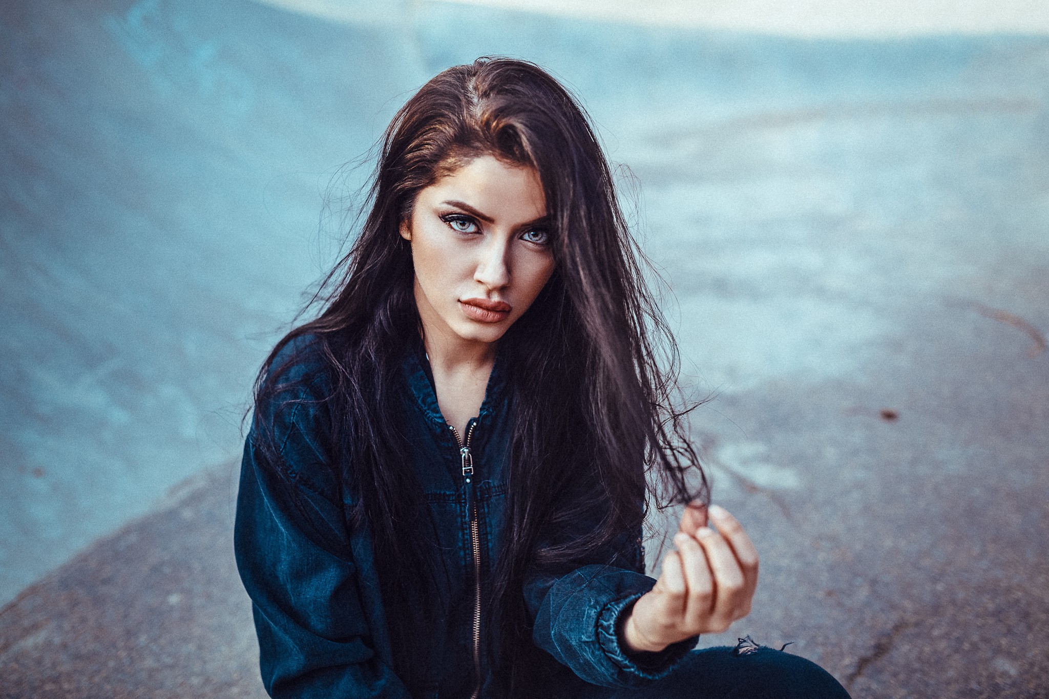 Women Face Portrait Hands In Hair Model Lennart Bader Brunette Blue Eyes Sitting Lips Looking At Vie 2048x1365